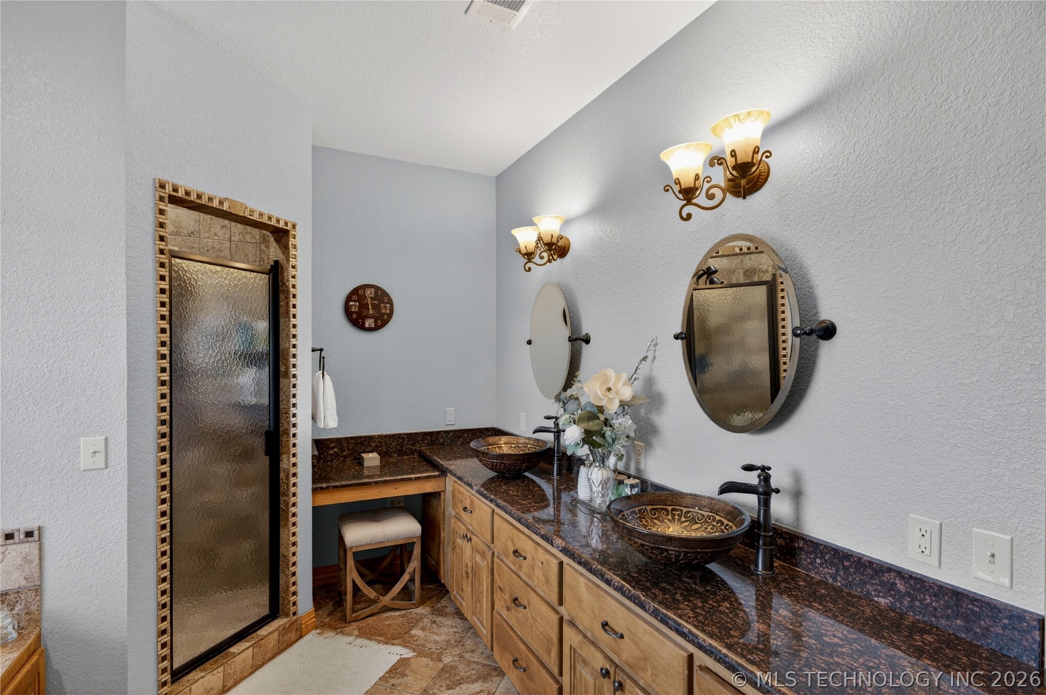 1379 S Willow Bend Atoka OK 74525