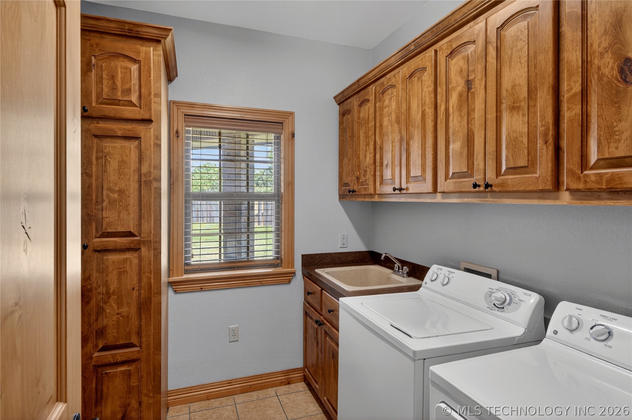 1379 S Willow Bend Atoka OK 74525