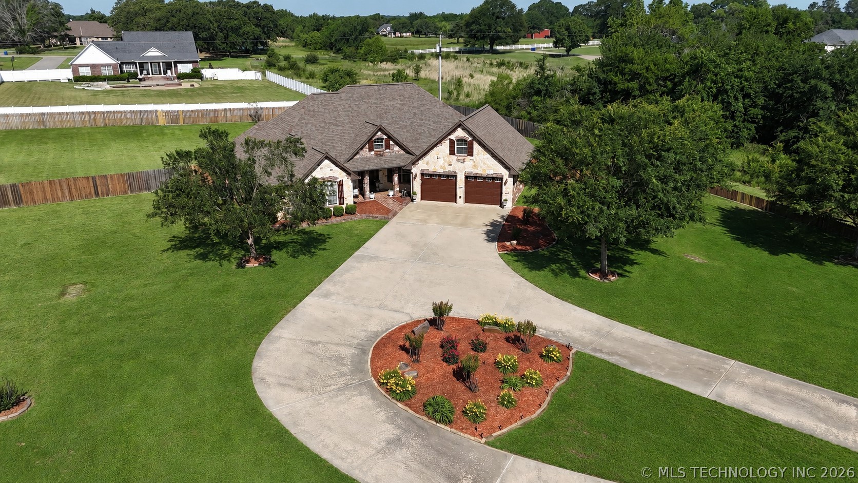 1379 S Willow Bend Atoka OK 74525