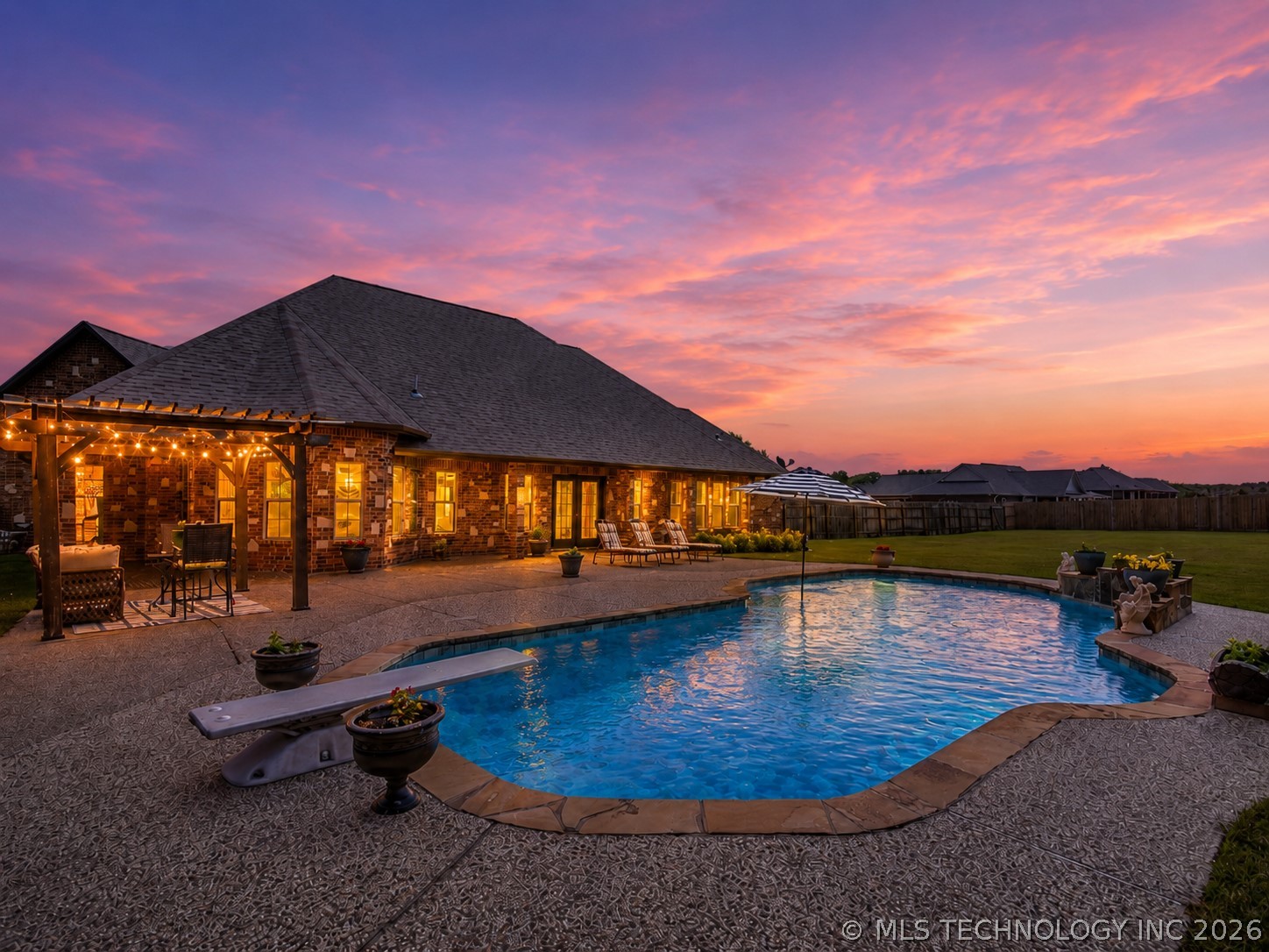 1379 S Willow Bend Atoka OK 74525