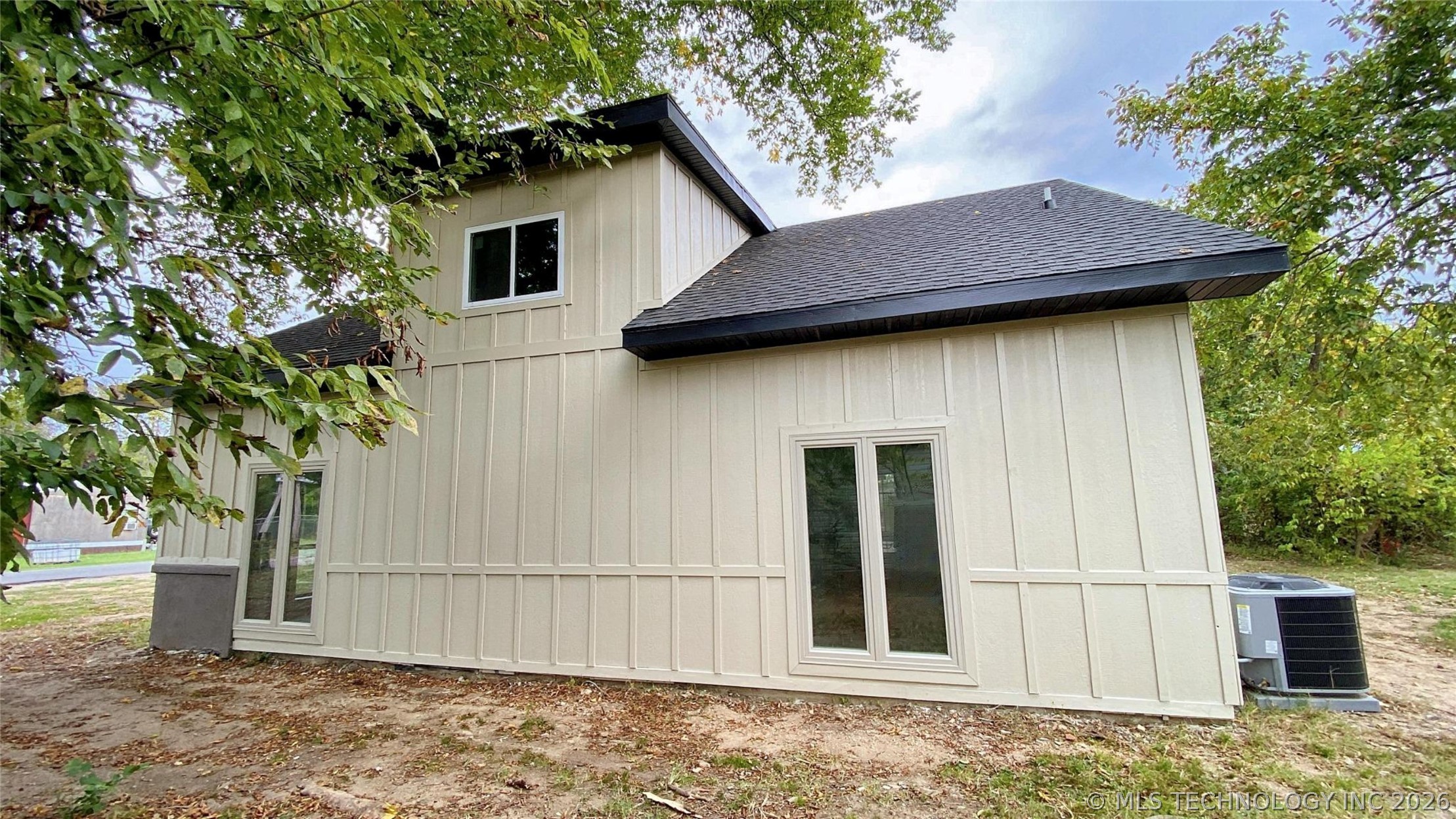 1309 S 3rd Street Stilwell OK 74960