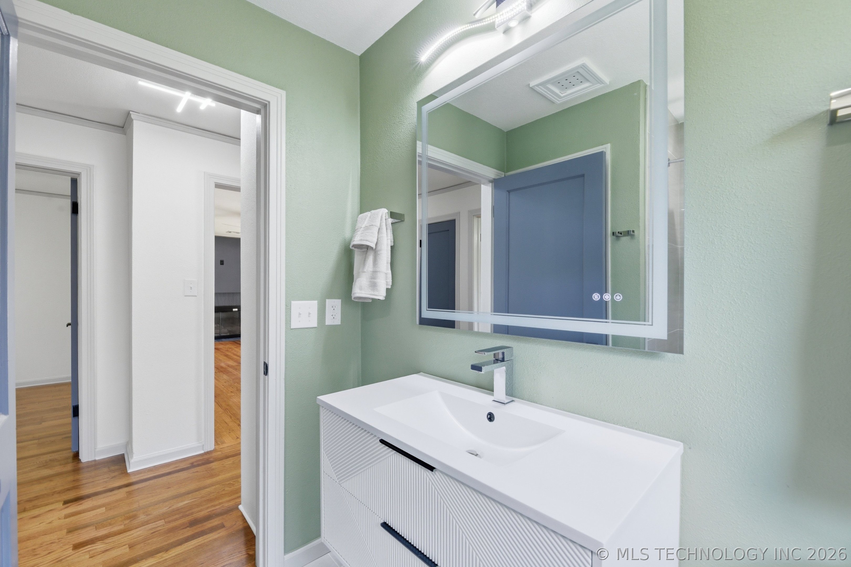 1220 S Delaware Place Tulsa OK 74104