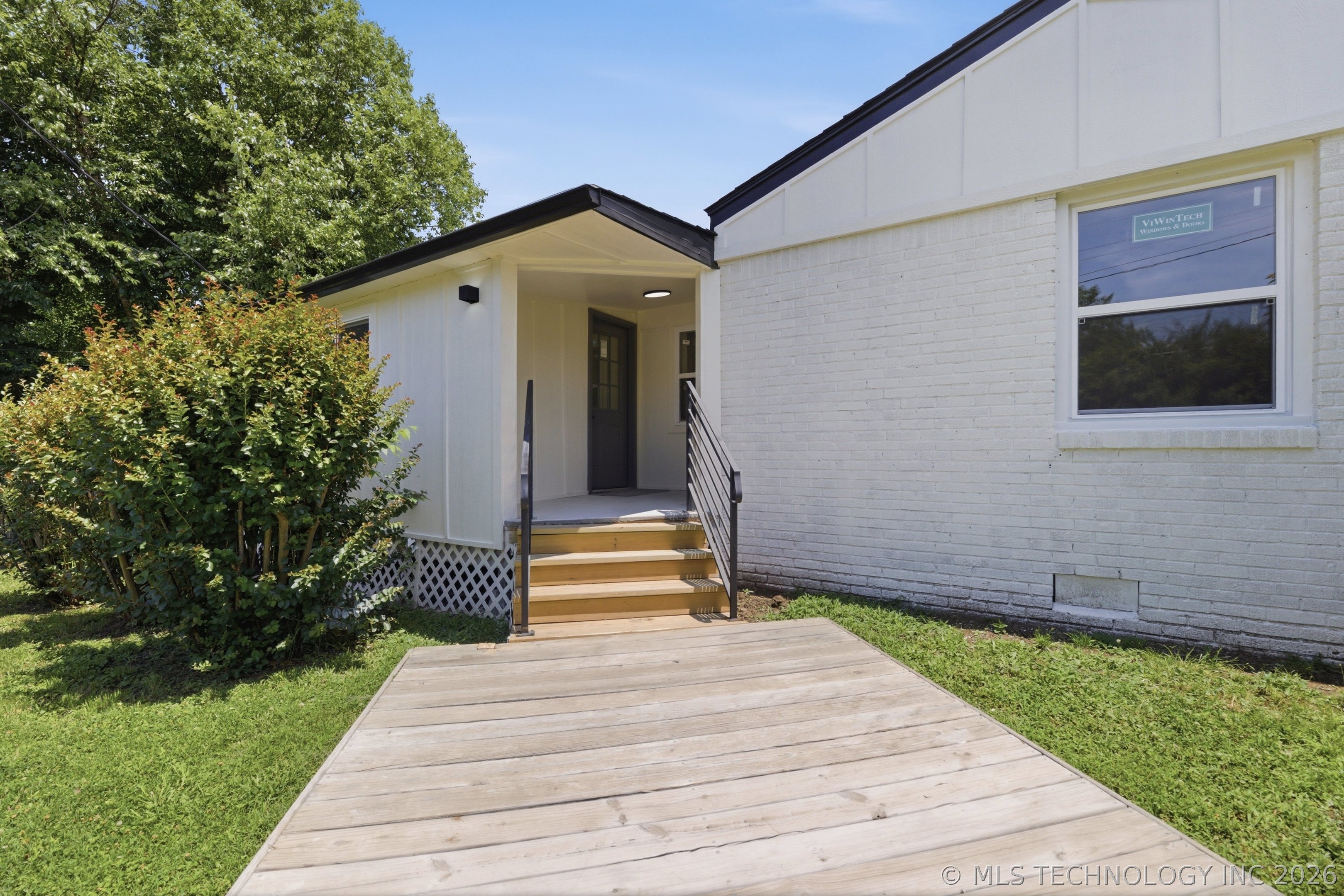 1220 S Delaware Place Tulsa OK 74104