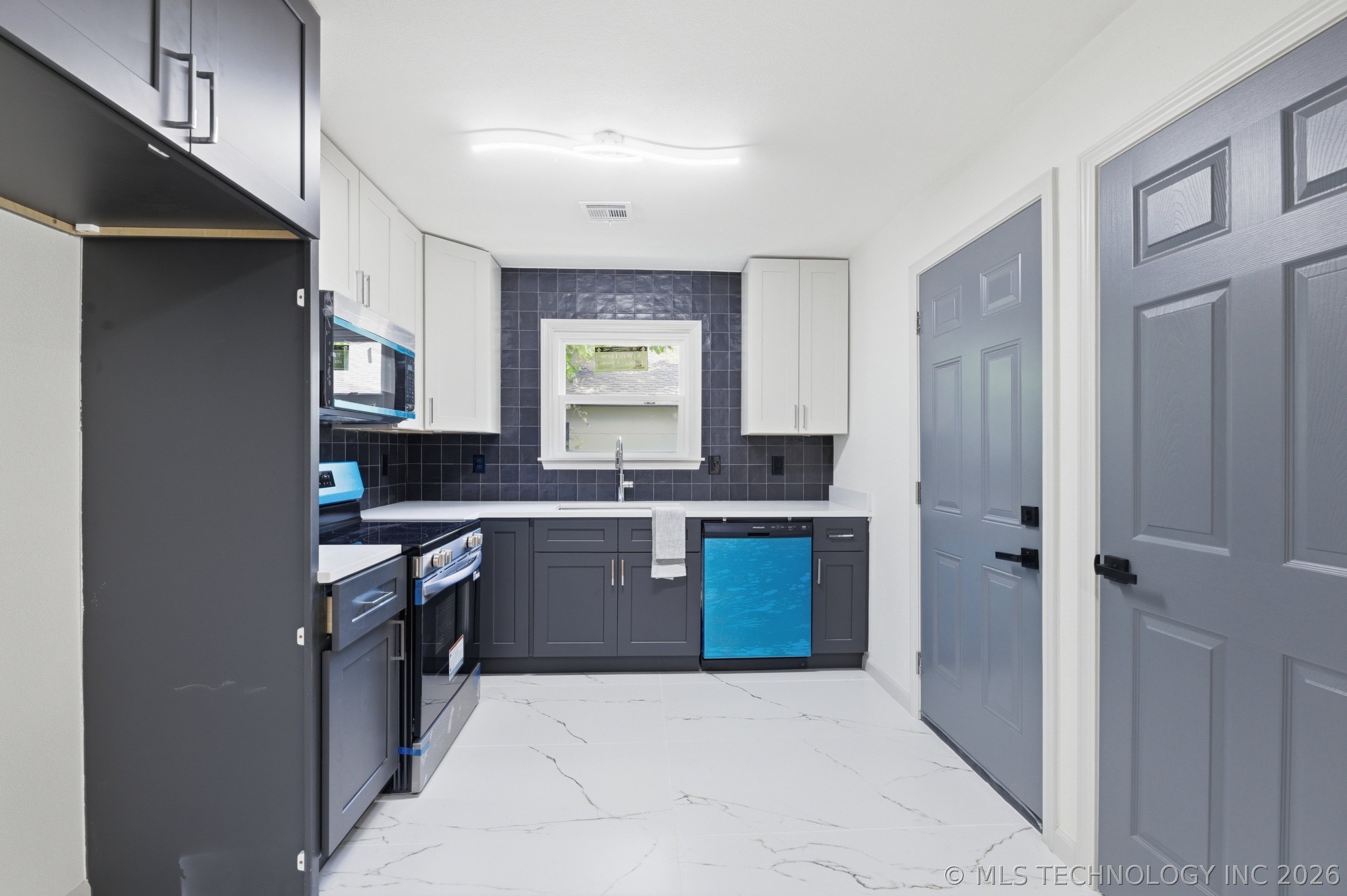 1220 S Delaware Place Tulsa OK 74104