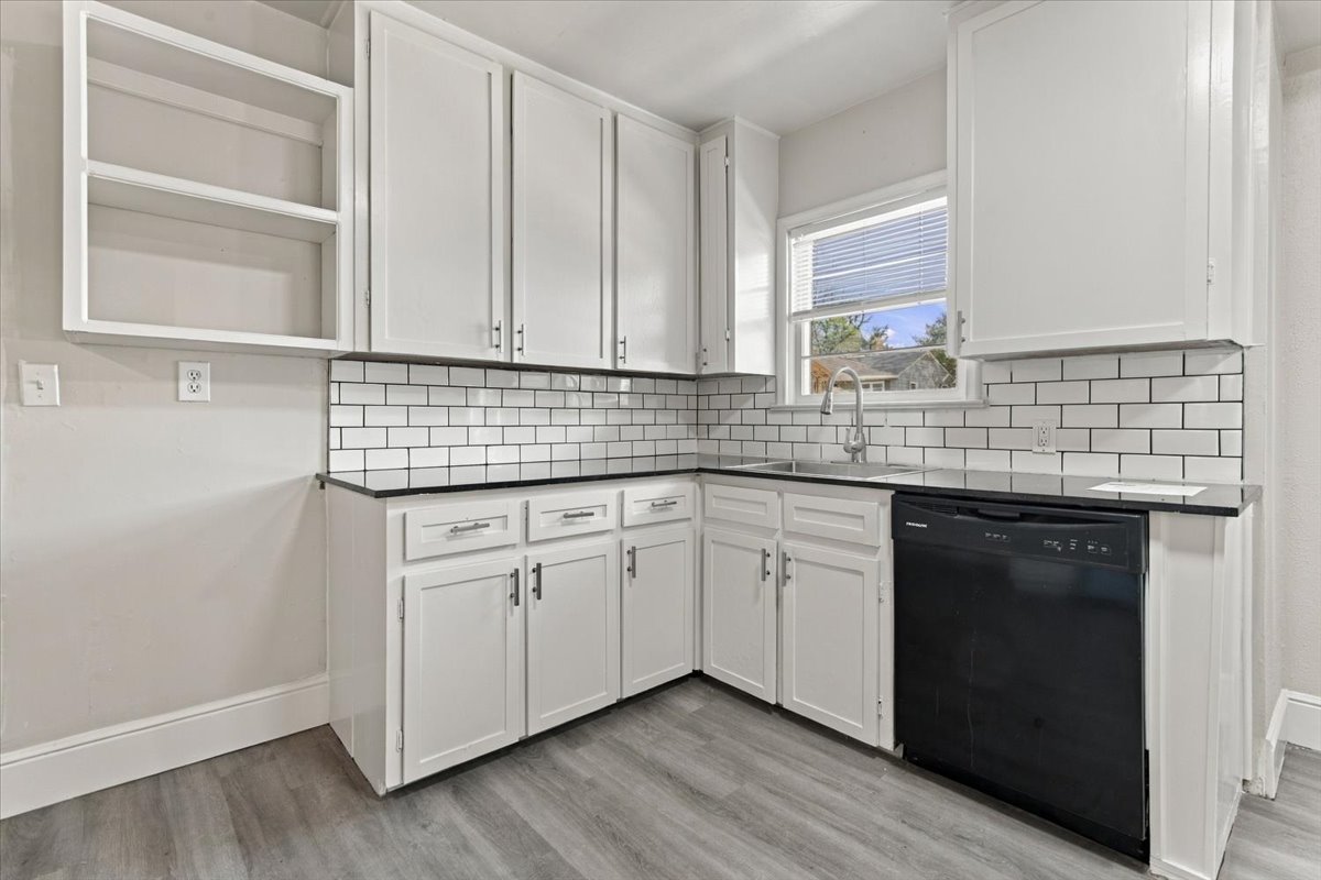 4528 E 4 Place Tulsa OK 74112