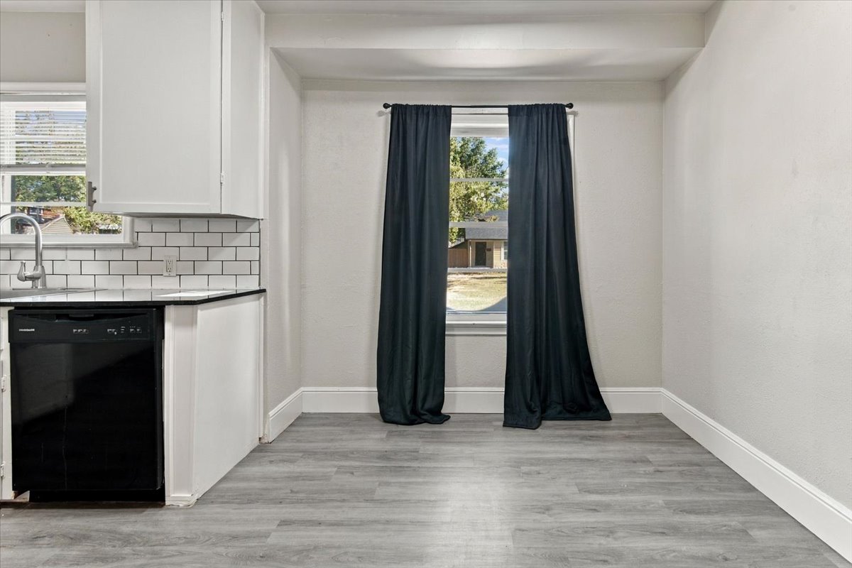 4528 E 4 Place Tulsa OK 74112