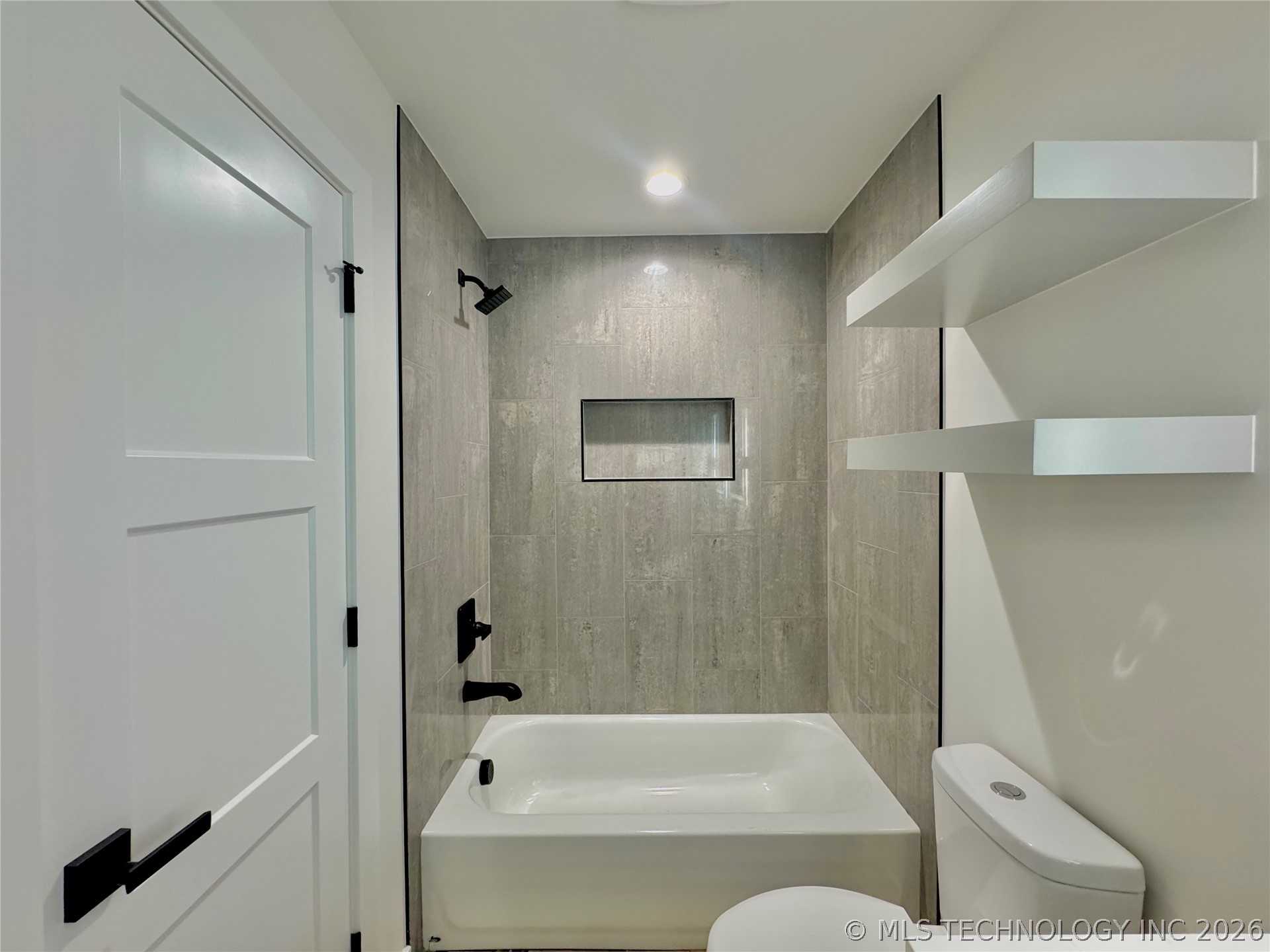 4001 S Rolling Oaks Drive Tulsa OK 74107