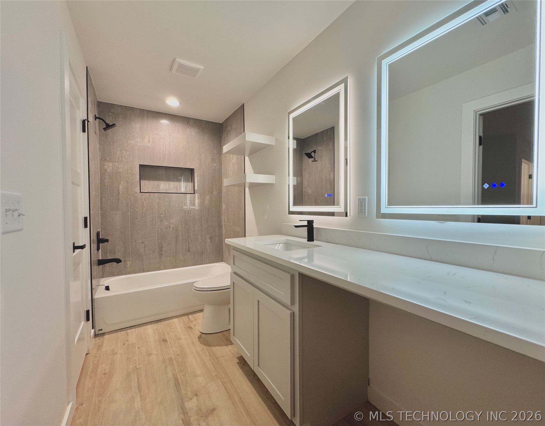 4001 S Rolling Oaks Drive Tulsa OK 74107