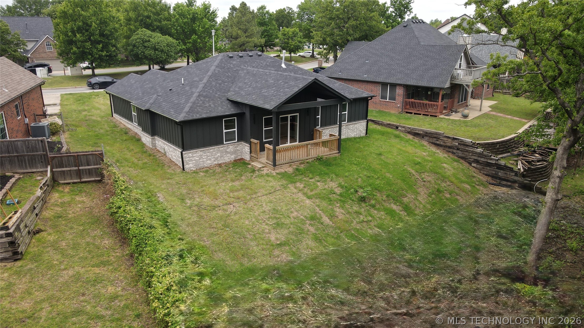 4001 S Rolling Oaks Drive Tulsa OK 74107