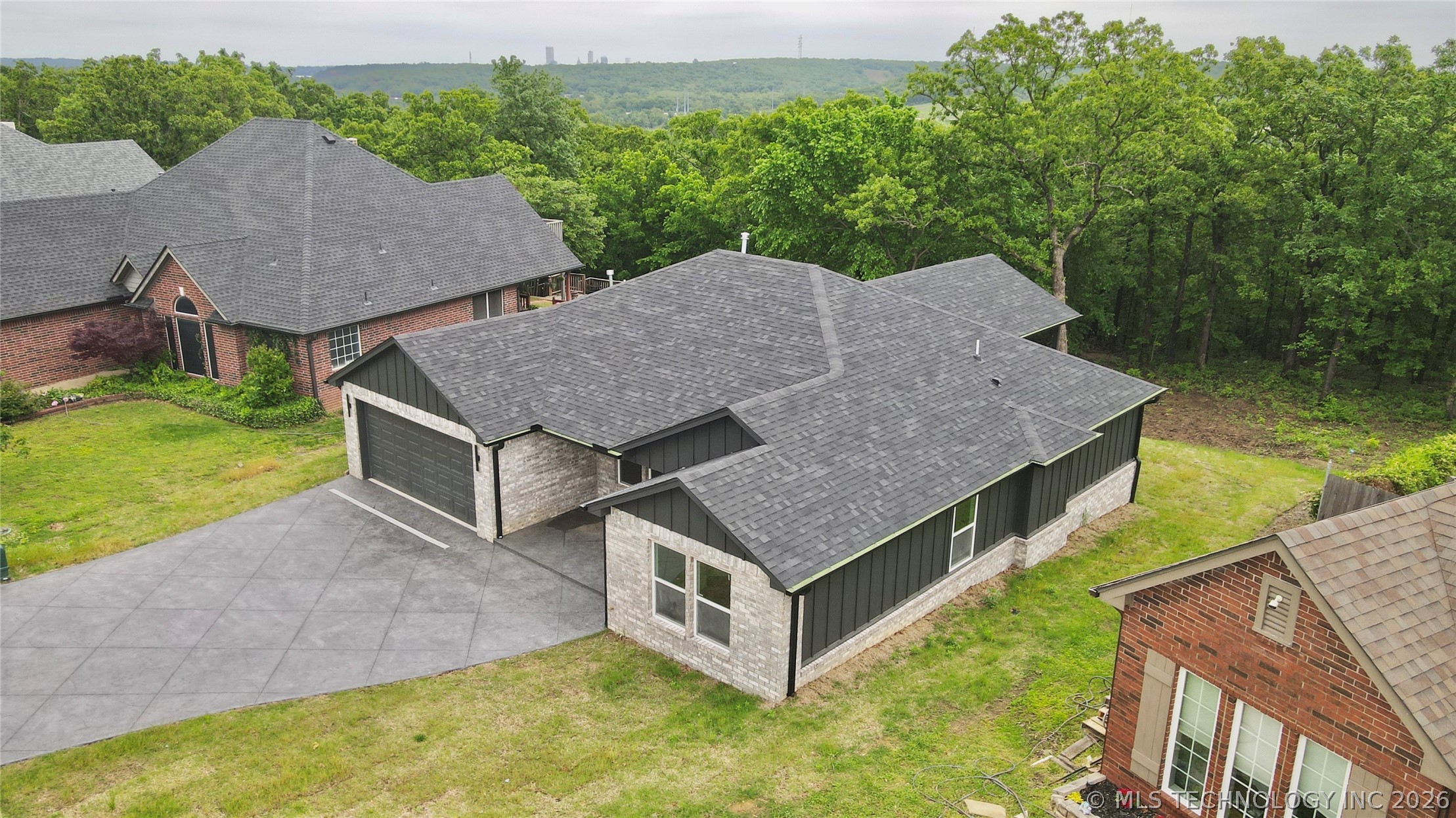4001 S Rolling Oaks Drive Tulsa OK 74107