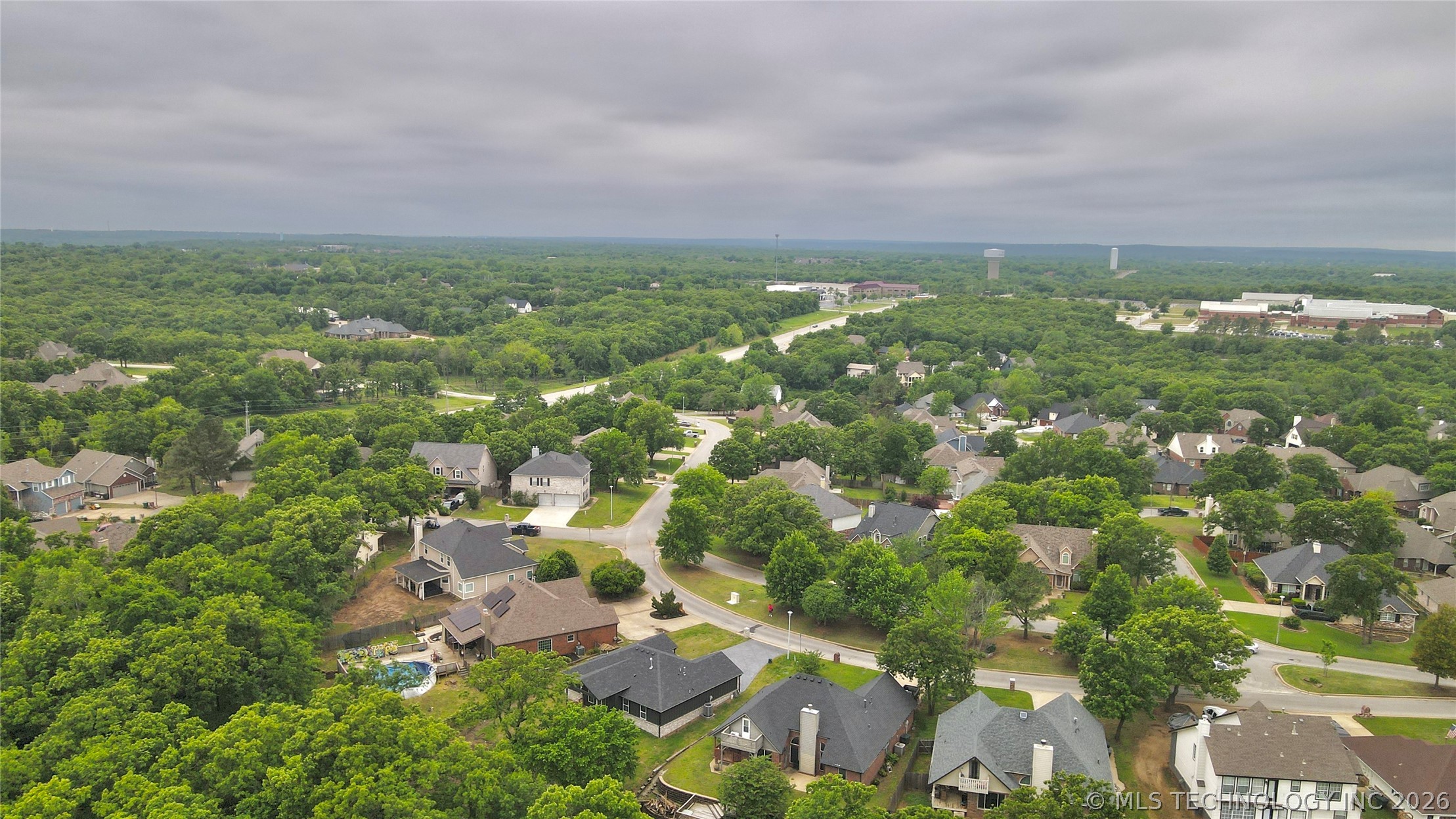 4001 S Rolling Oaks Drive Tulsa OK 74107
