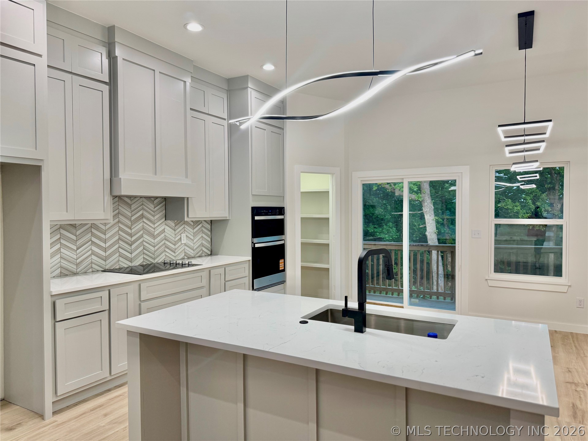 4001 S Rolling Oaks Drive Tulsa OK 74107