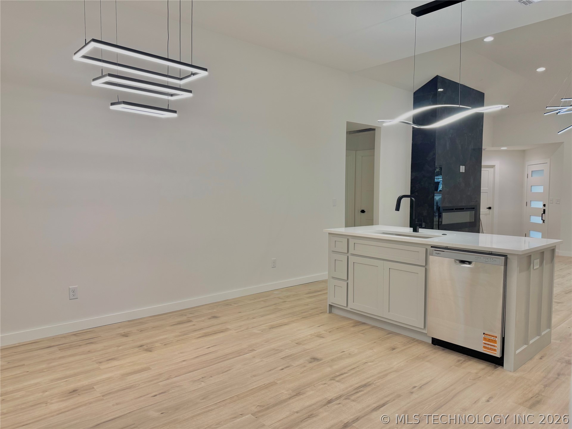 4001 S Rolling Oaks Drive Tulsa OK 74107