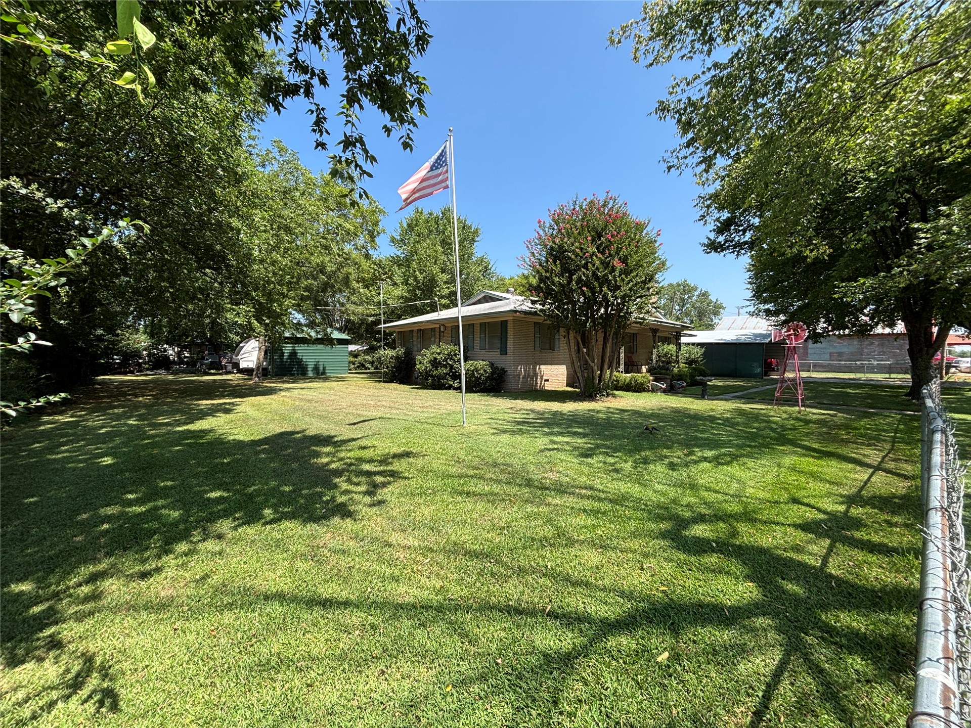 110 S Mckinley Avenue Calera OK 74730