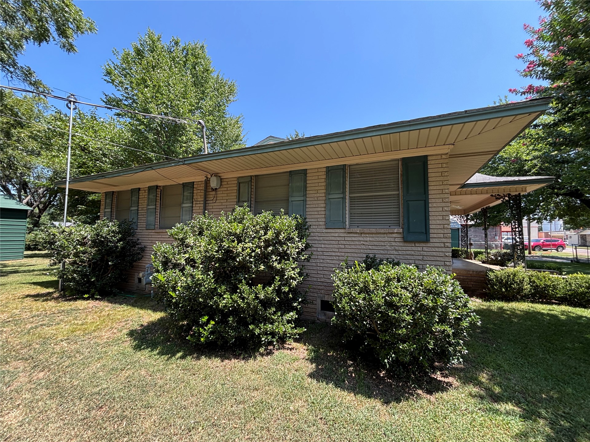 110 S Mckinley Avenue Calera OK 74730