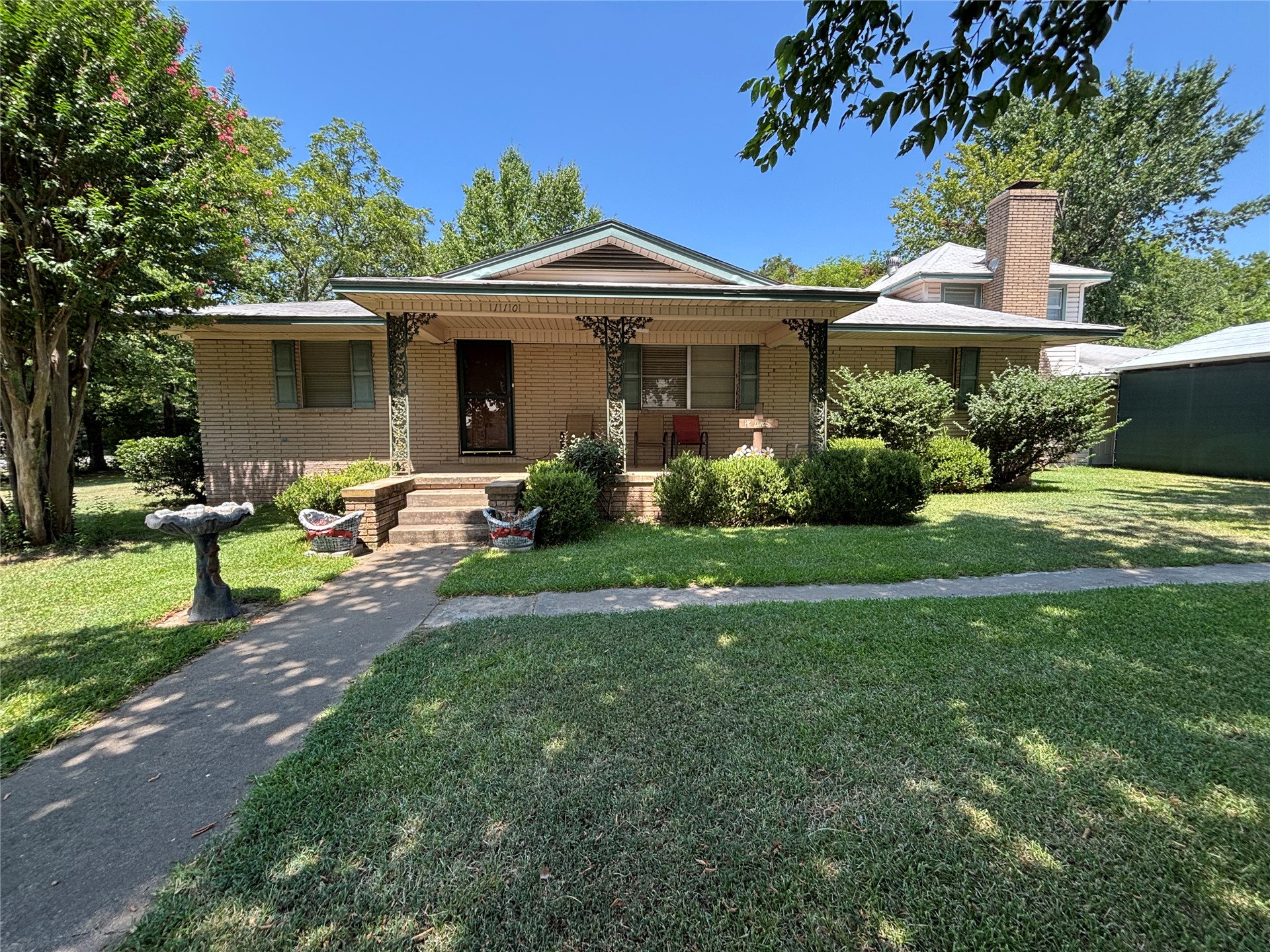 110 S Mckinley Avenue Calera OK 74730