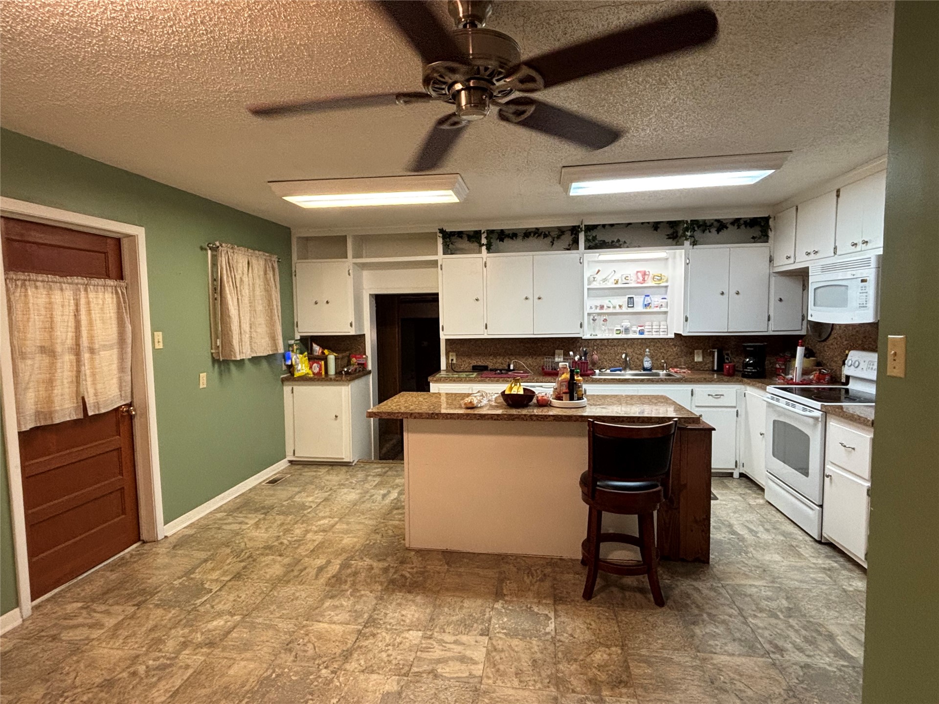 110 S Mckinley Avenue Calera OK 74730