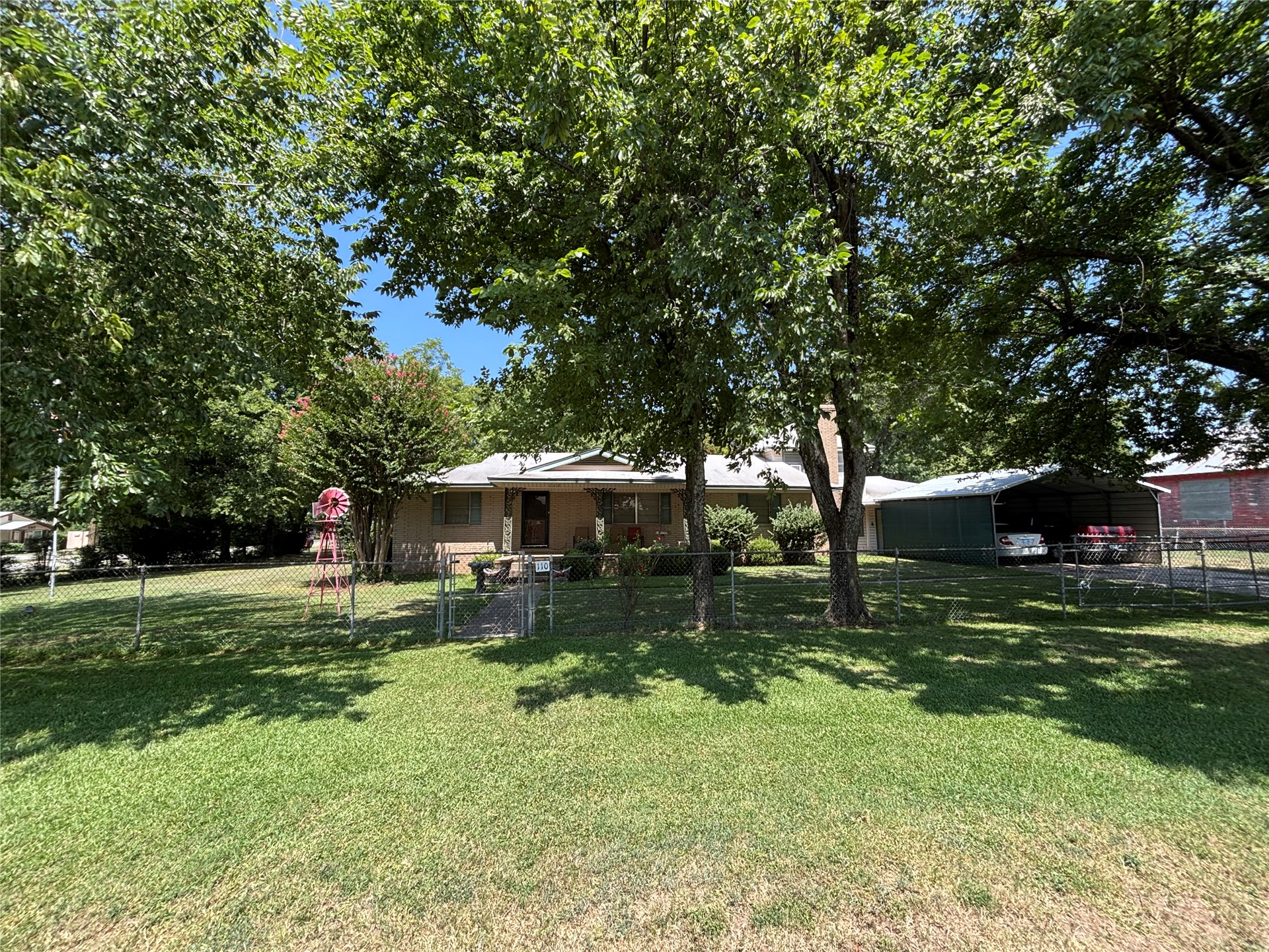 110 S Mckinley Avenue Calera OK 74730