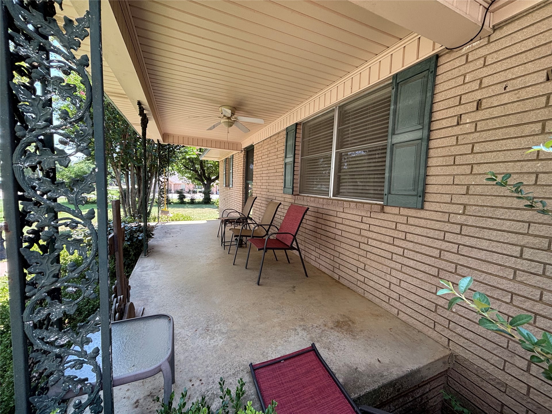 110 S Mckinley Avenue Calera OK 74730
