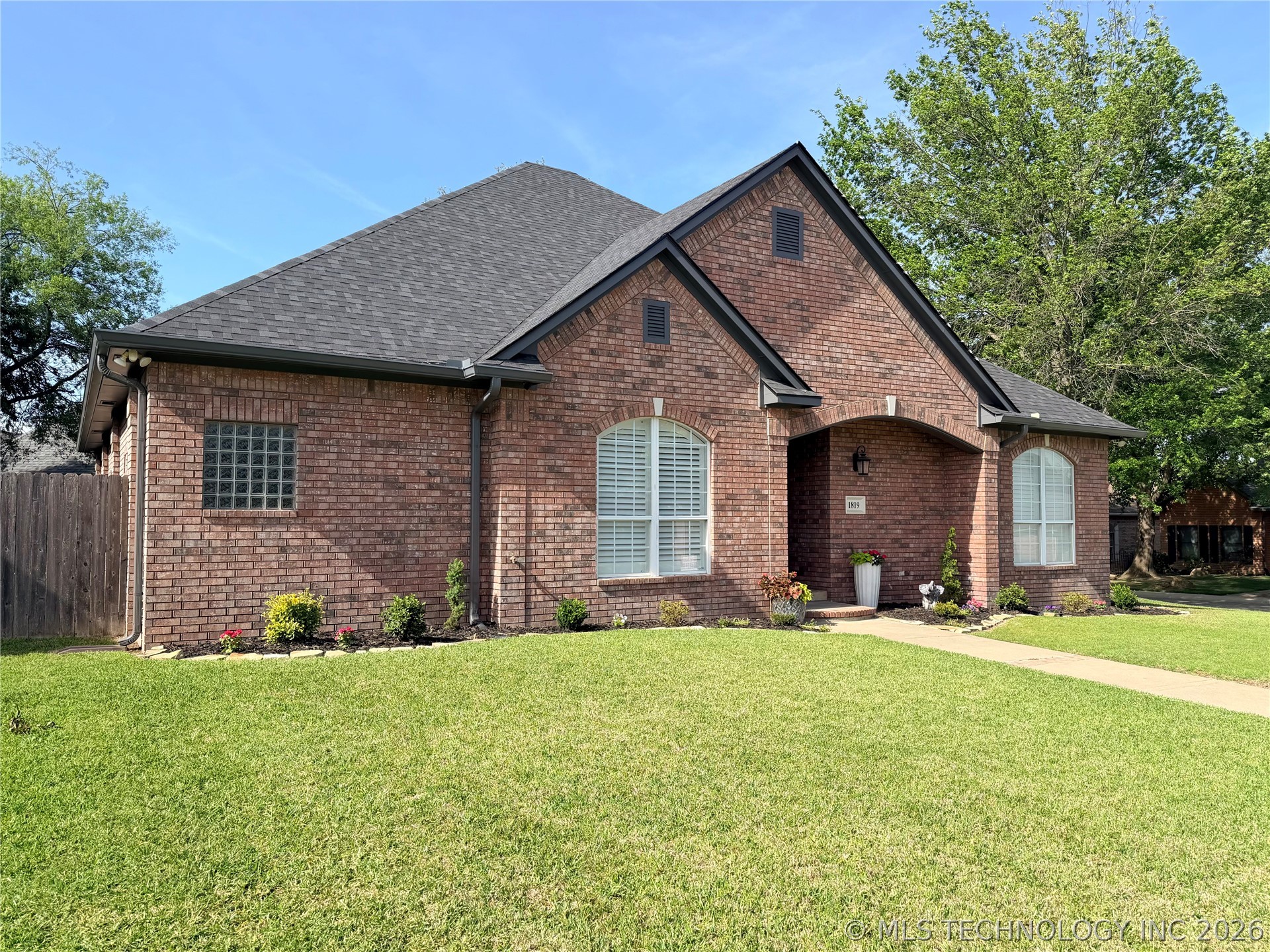 1819 Sunset Park Terrace Ardmore OK 73401