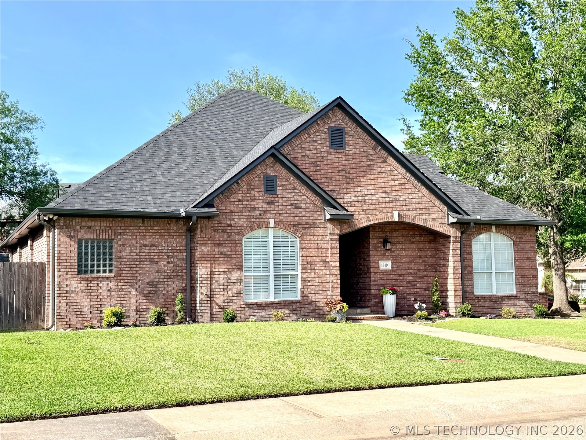 1819 Sunset Park Terrace Ardmore OK 73401