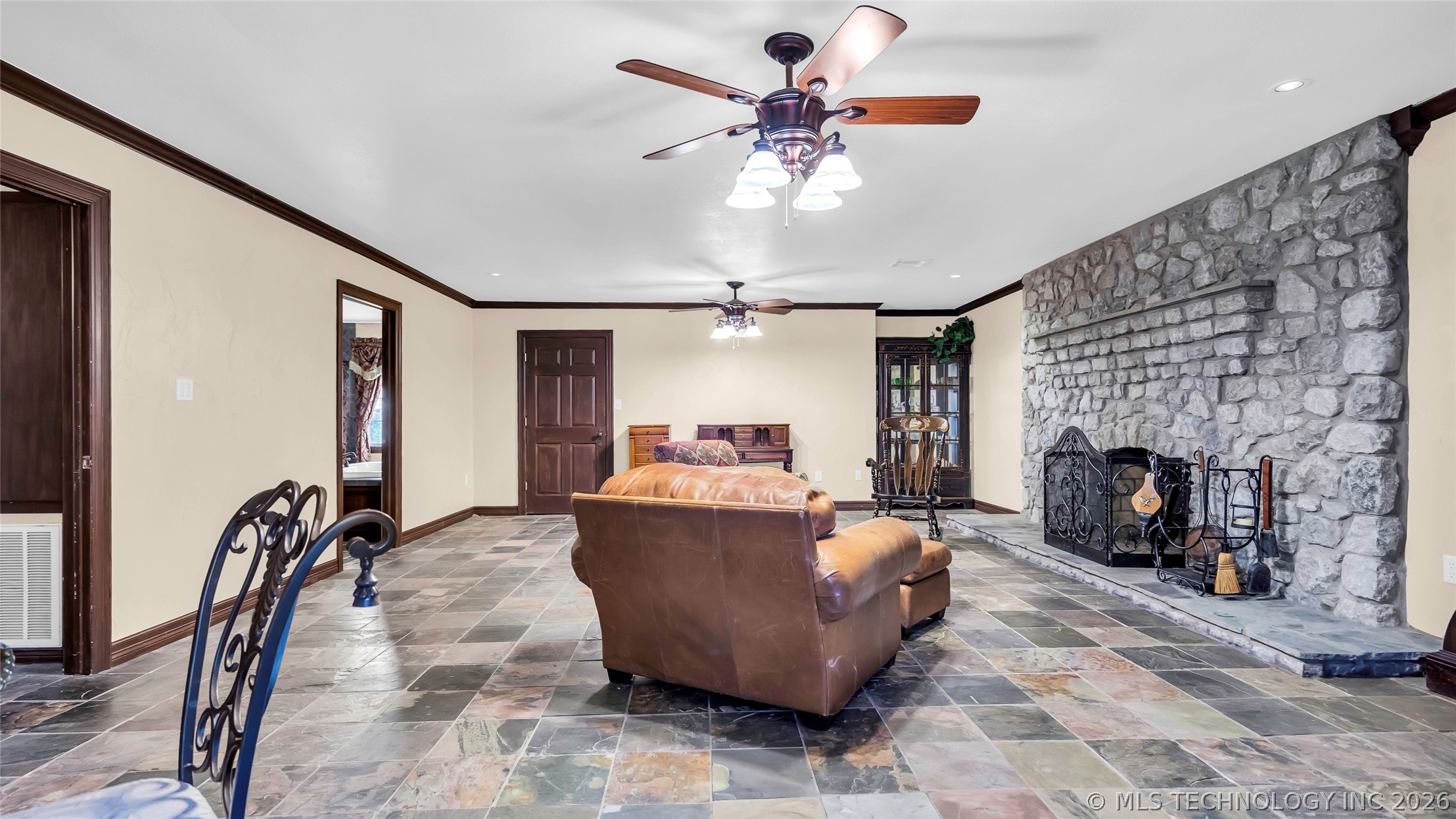 204 Bear Hollow Road Wilson OK 73463