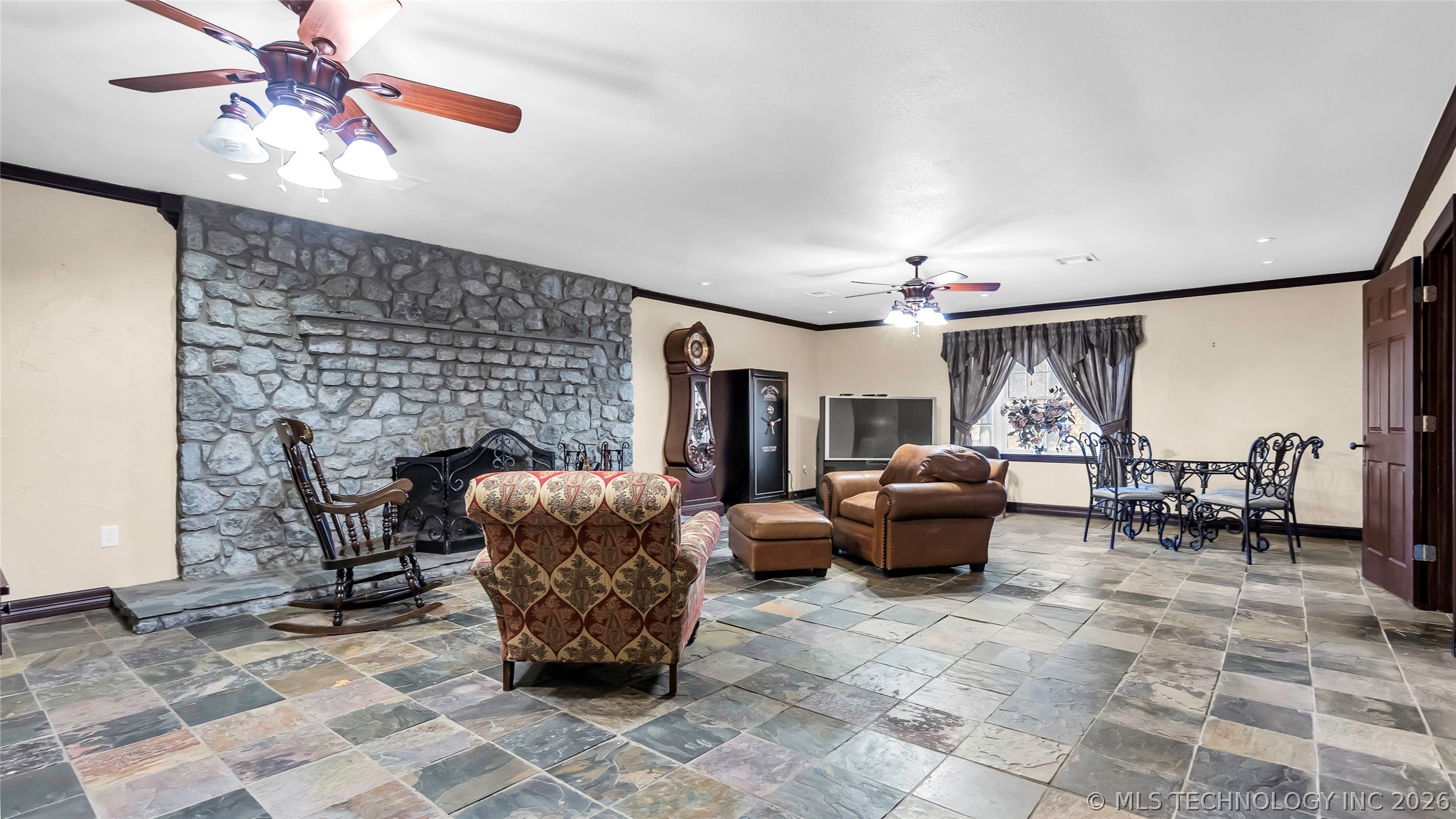 204 Bear Hollow Road Wilson OK 73463