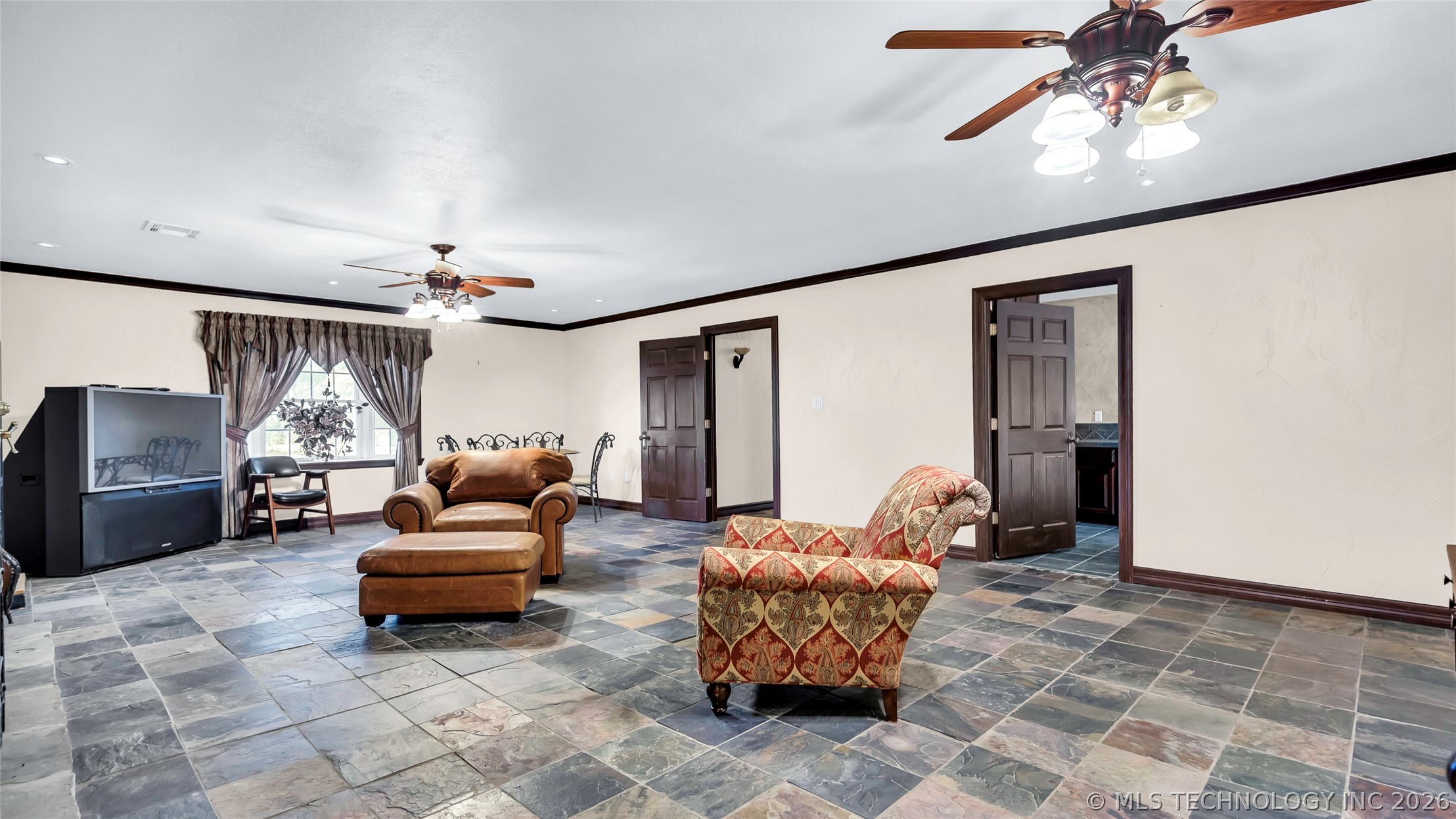 204 Bear Hollow Road Wilson OK 73463