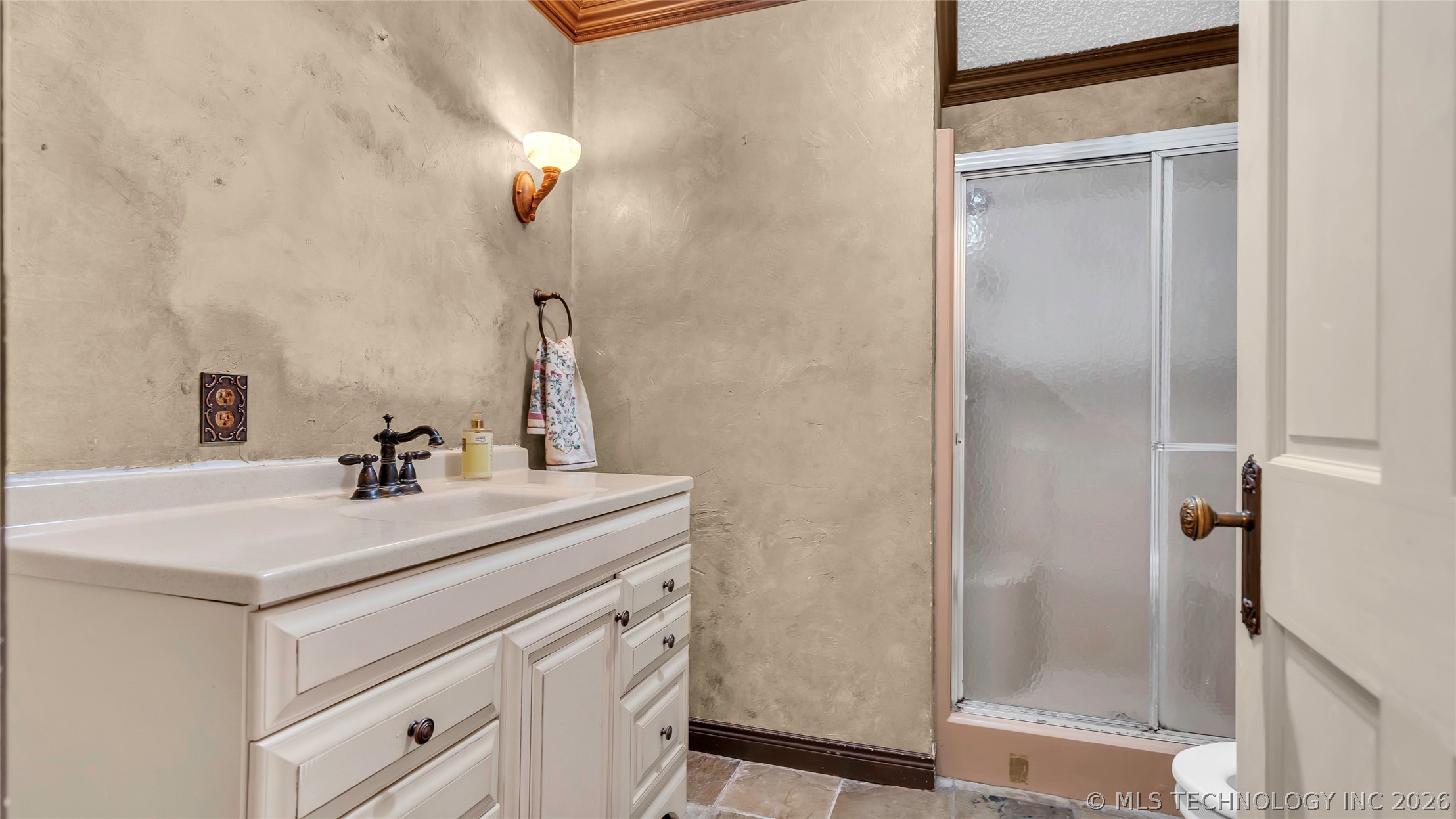 204 Bear Hollow Road Wilson OK 73463