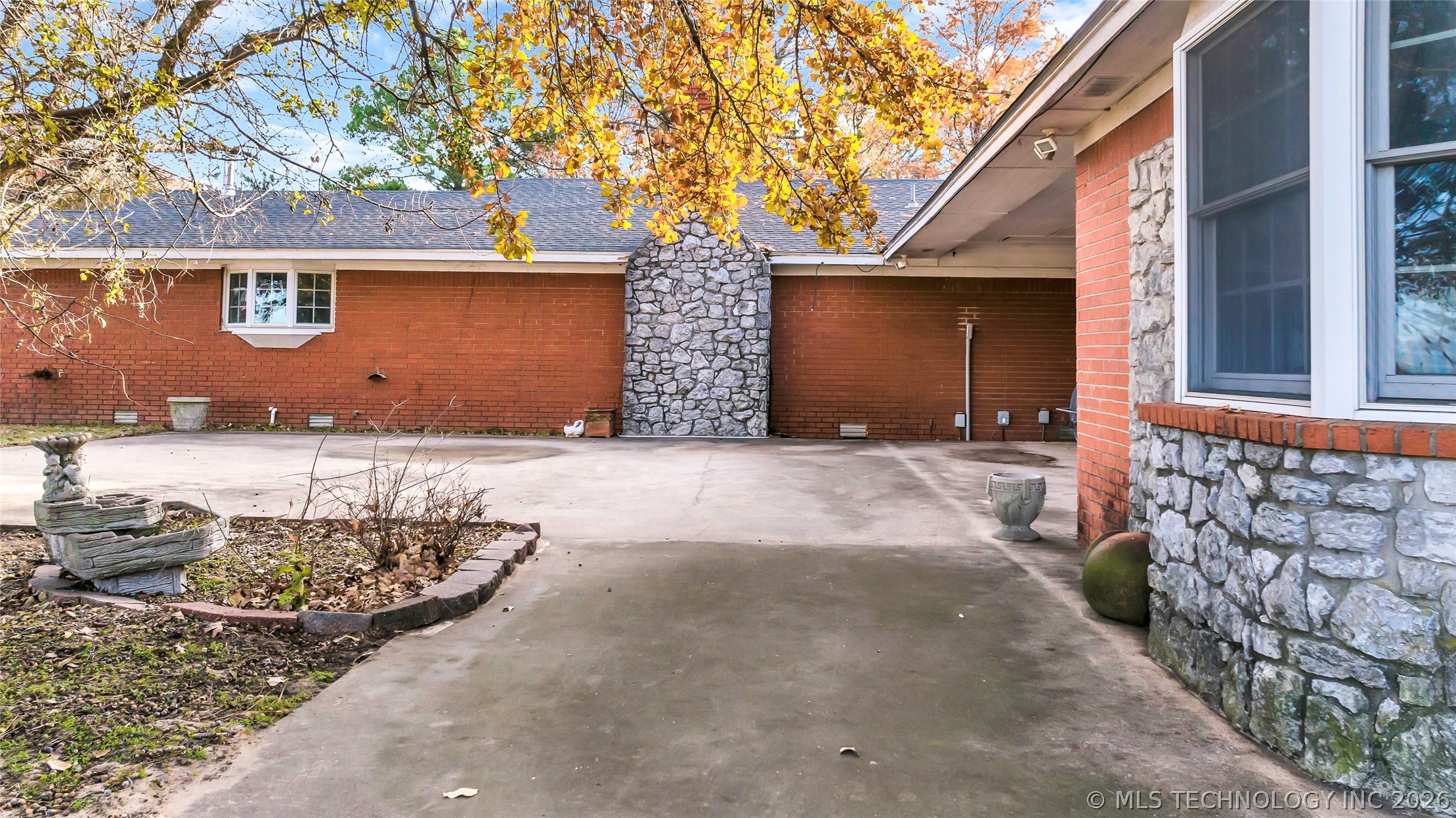 204 Bear Hollow Road Wilson OK 73463