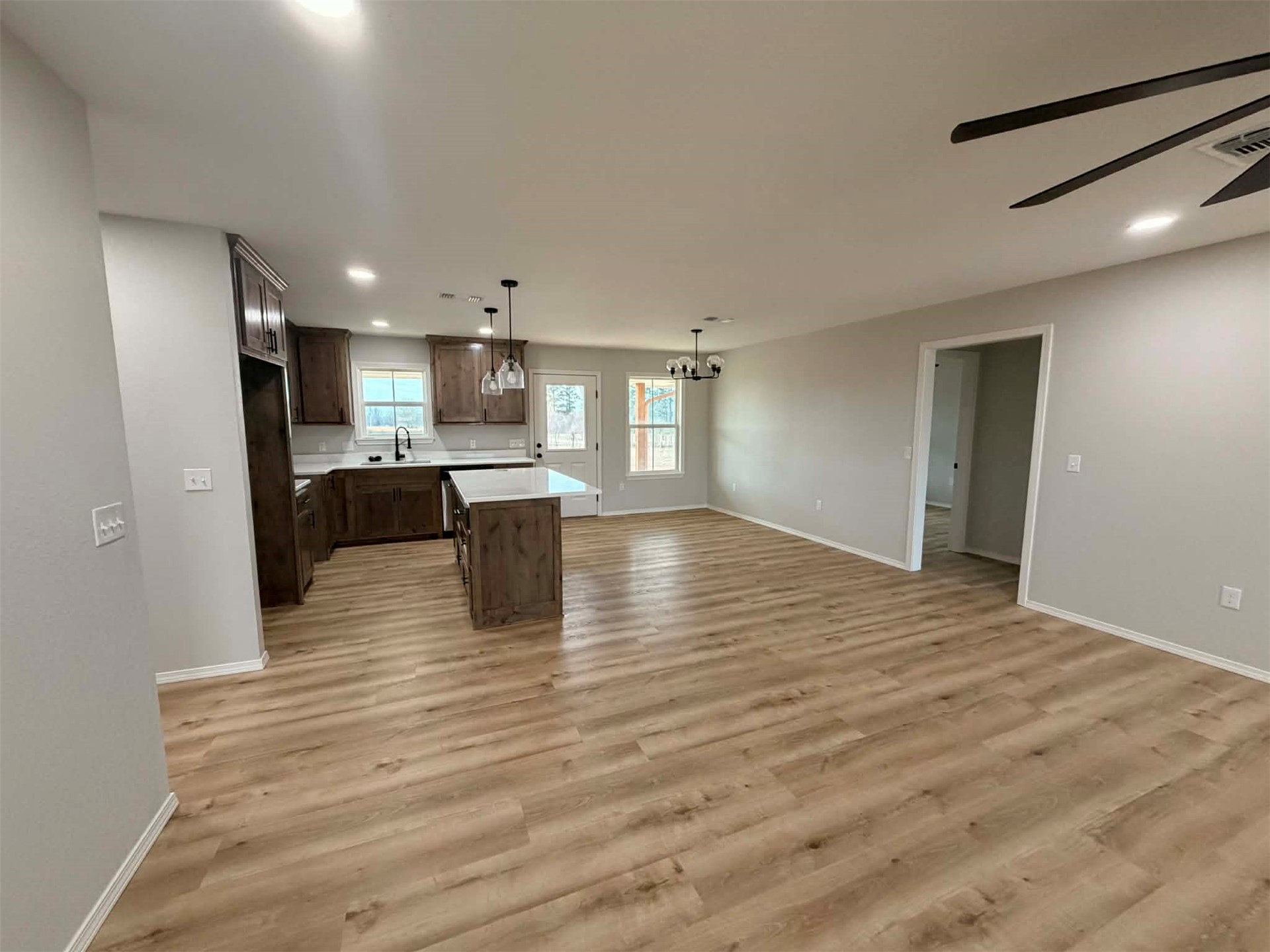 2915 E 2090 Road Hugo OK 74743