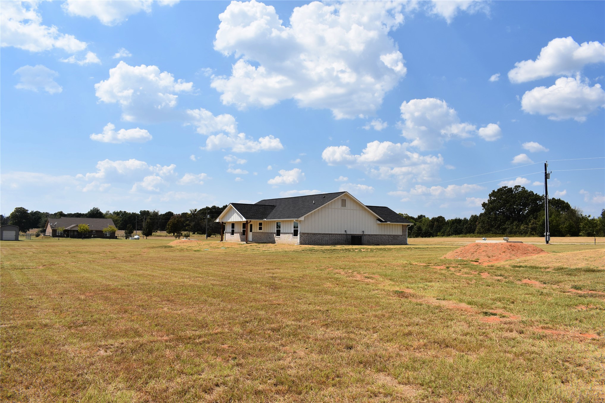 2915 E 2090 Road Hugo OK 74743