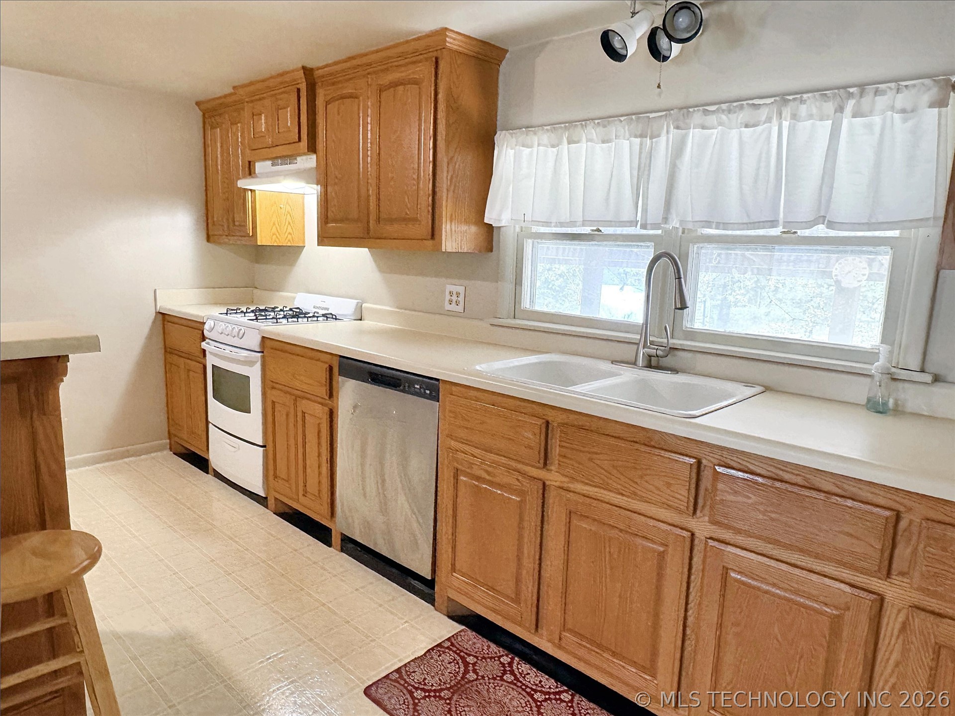 725 Sooner Drive Tahlequah OK 74464