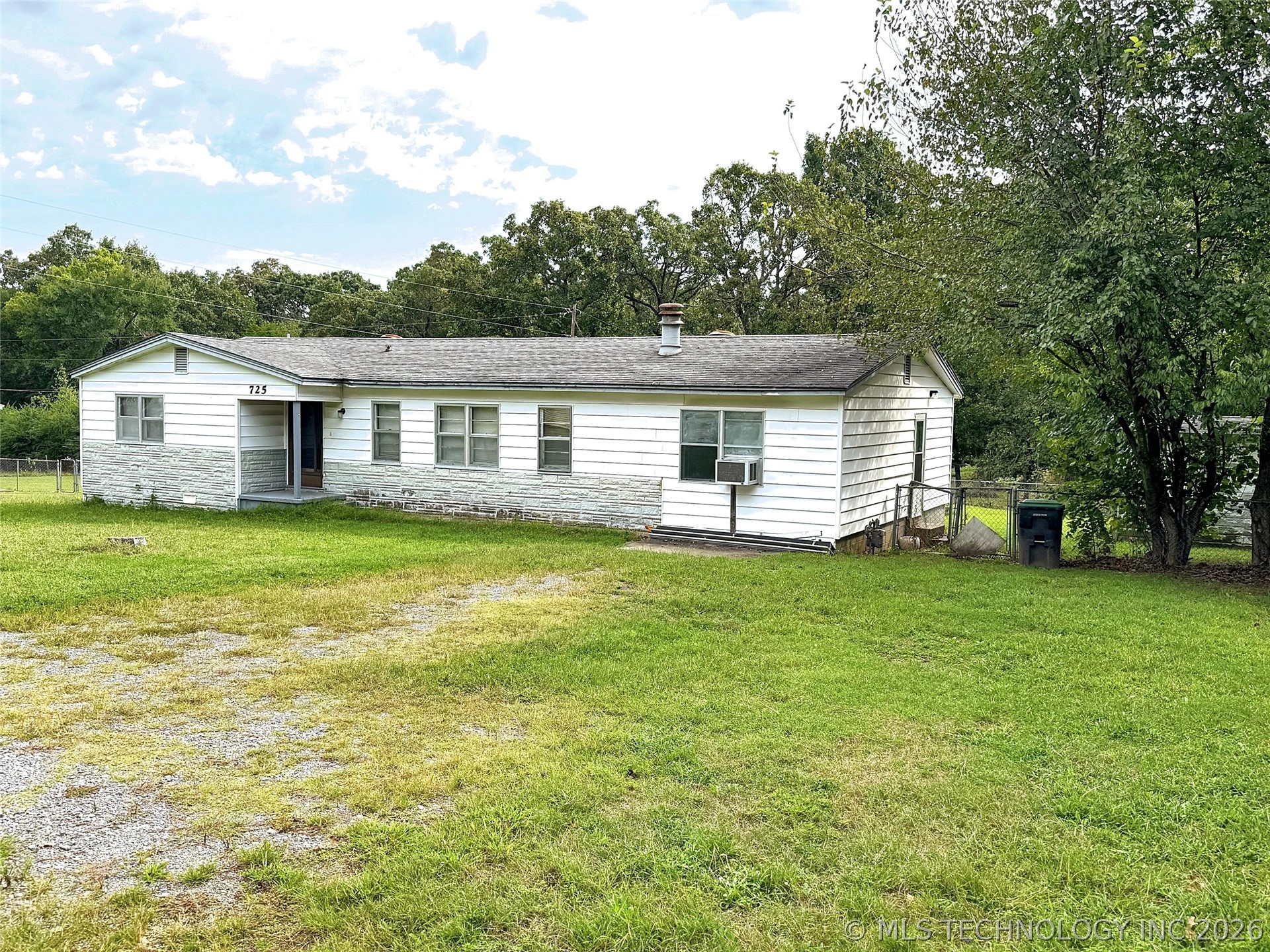 725 Sooner Drive Tahlequah OK 74464