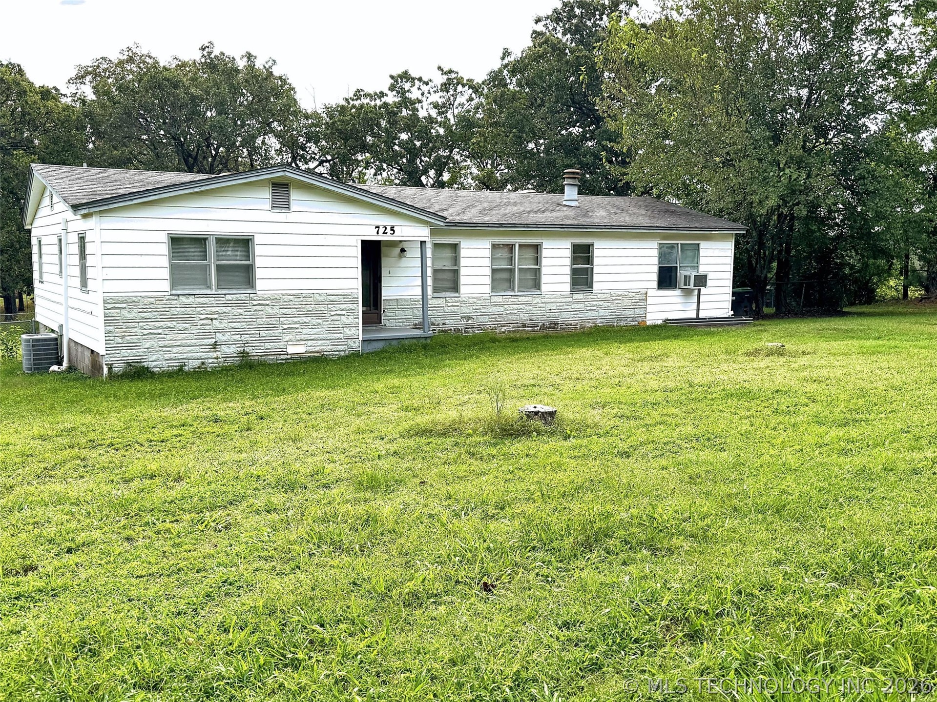 725 Sooner Drive Tahlequah OK 74464