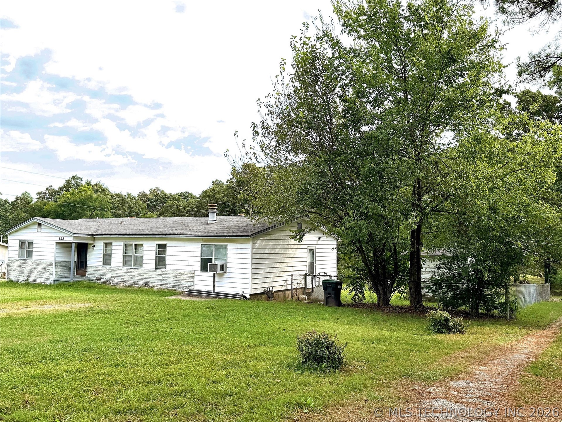 725 Sooner Drive Tahlequah OK 74464