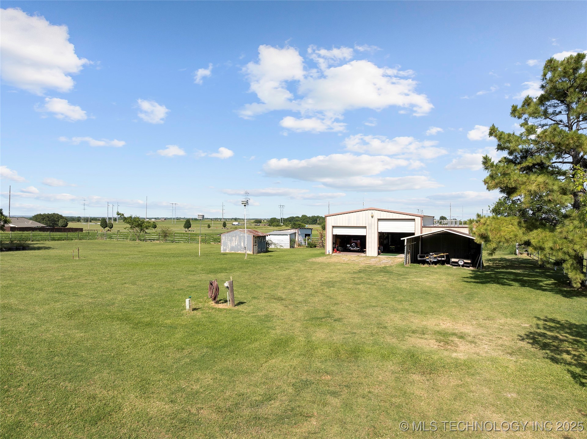 6892 Meridian Road Lone Grove OK 73443