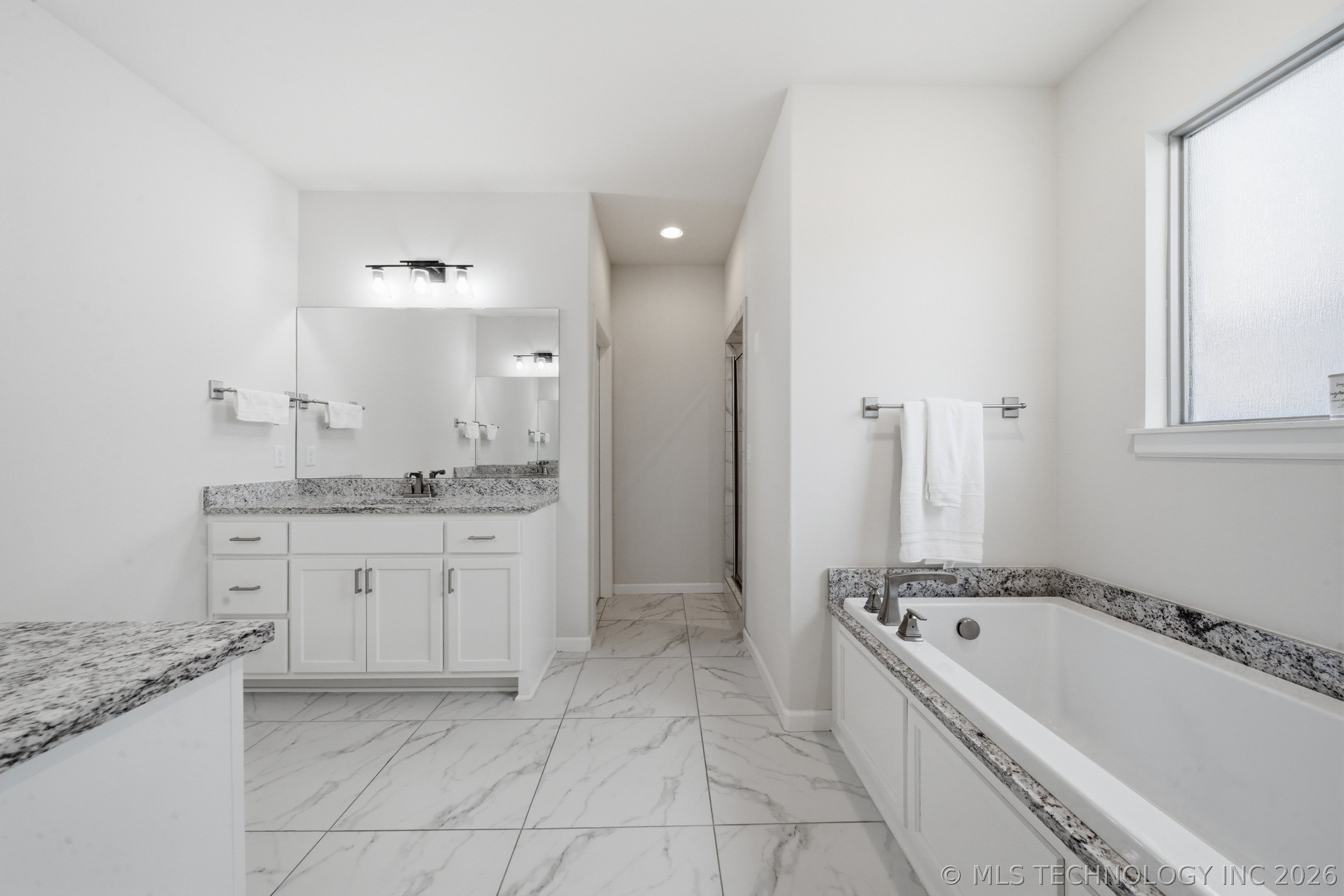 4002 W Tuscon Place Broken Arrow OK 74011