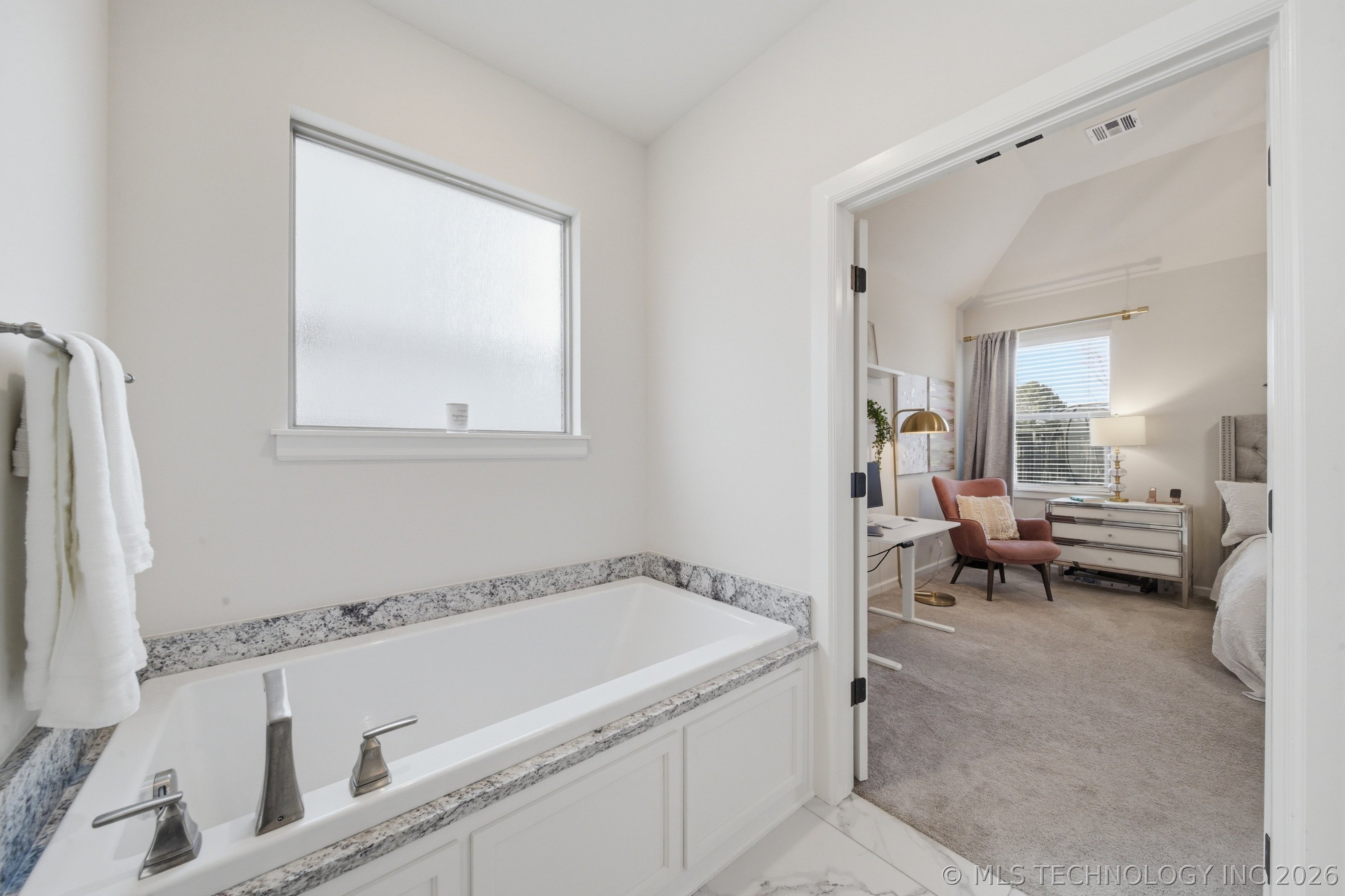 4002 W Tuscon Place Broken Arrow OK 74011