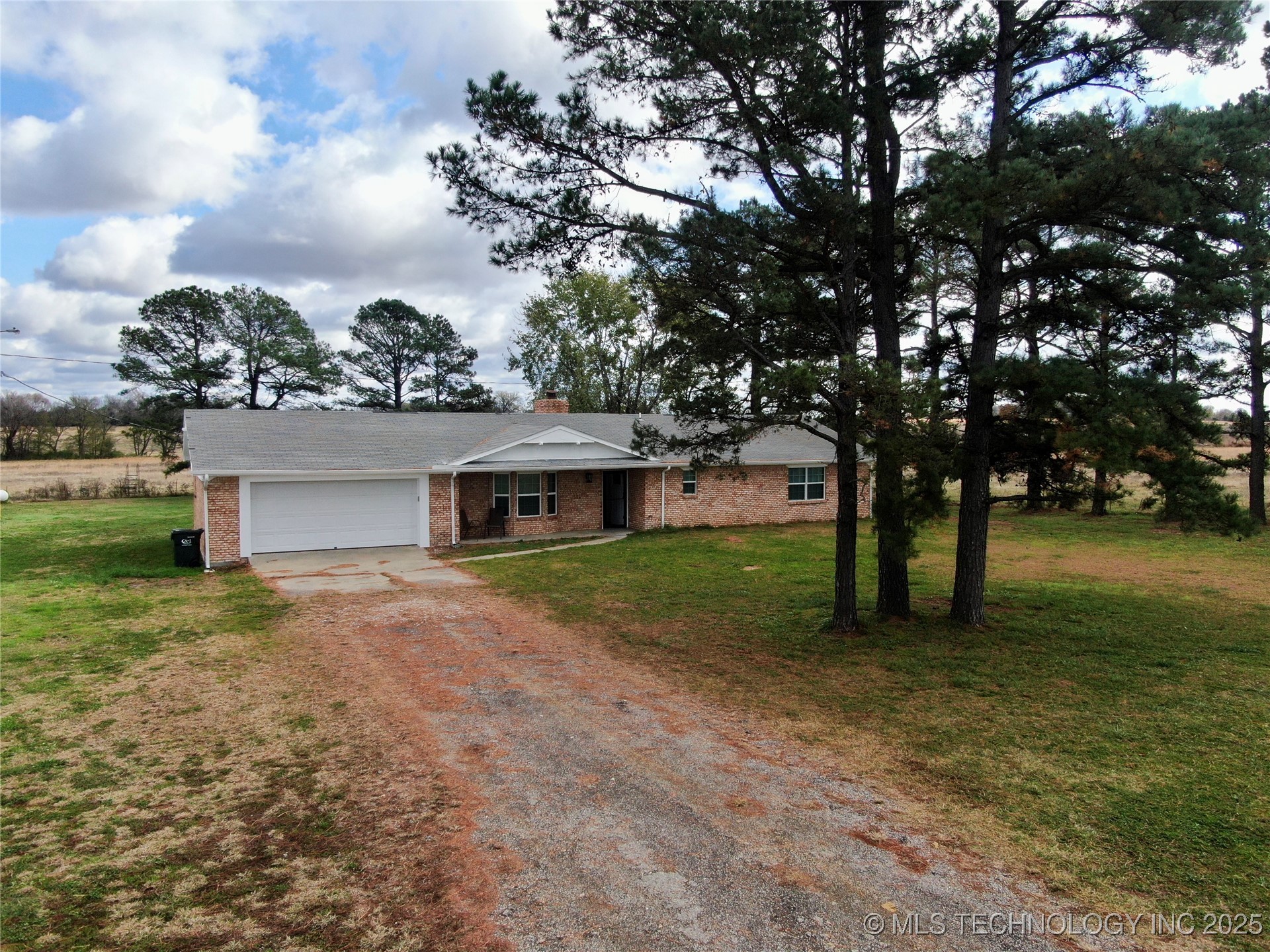 11086 N 368 Road Okemah OK 74859