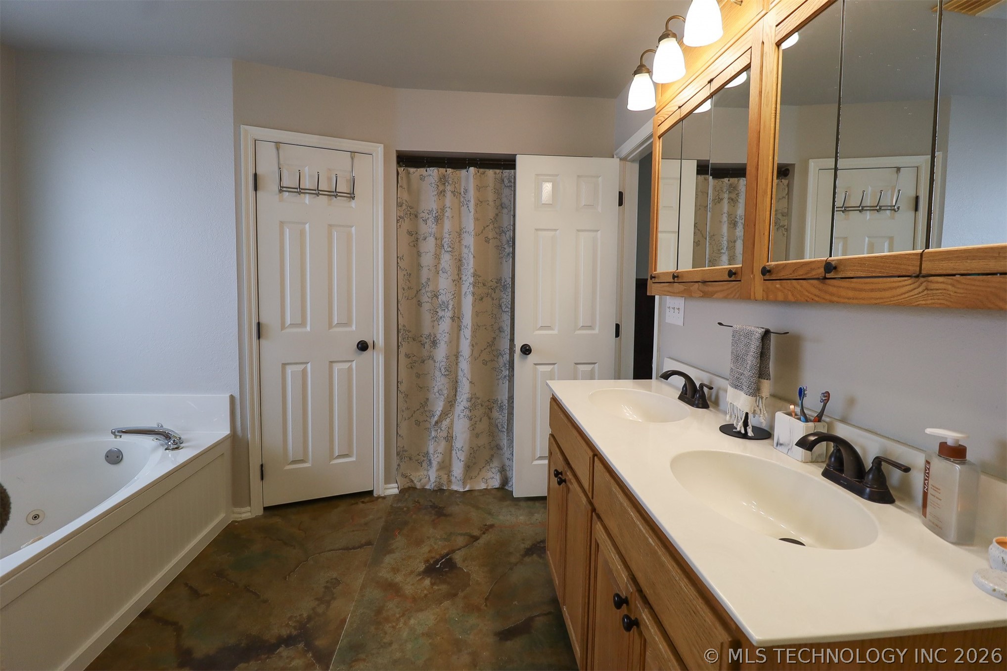 24915 S Meadow Ridge Road Claremore OK 74019