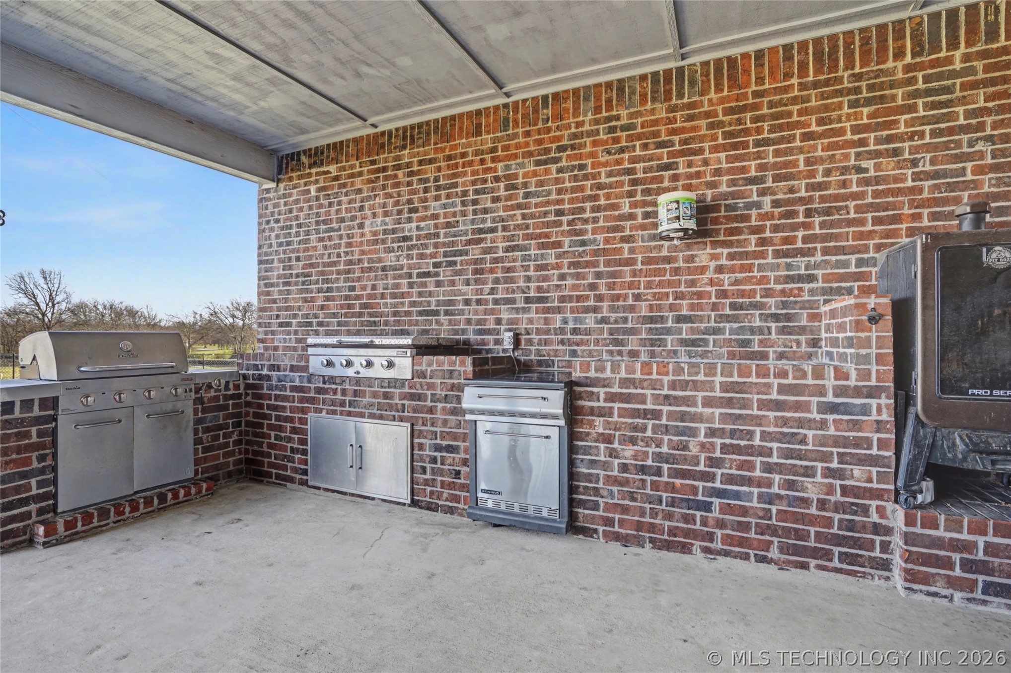 4011 E 201st Street S Mounds OK 74047