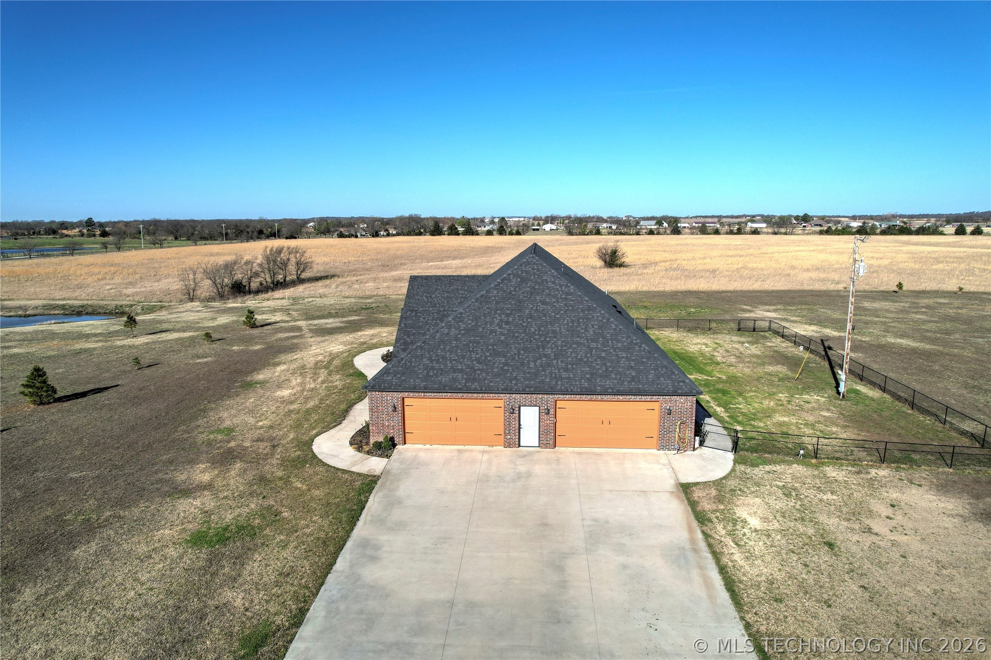 4011 E 201st Street S Mounds OK 74047