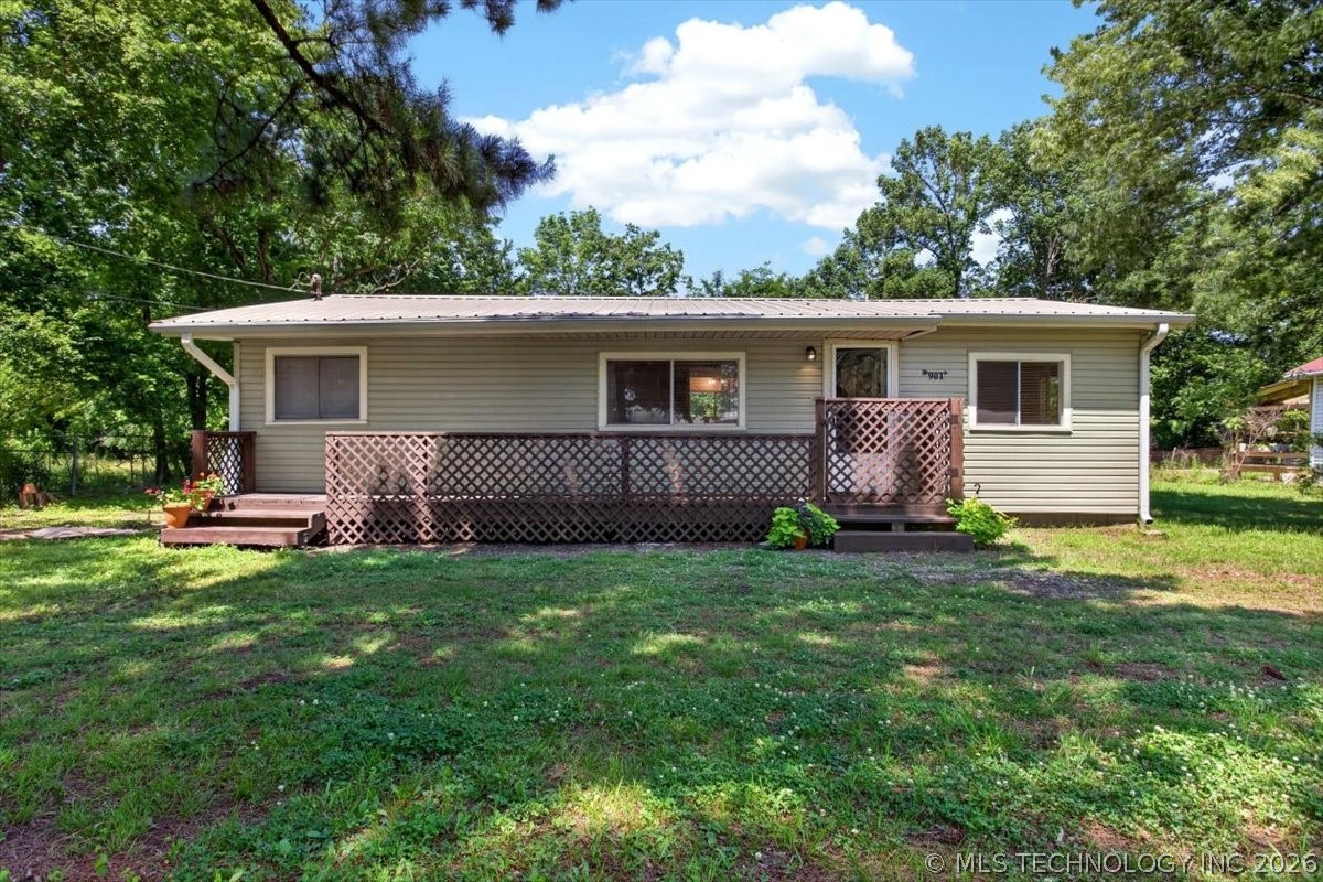 901 Morris Street Pocola OK 74902