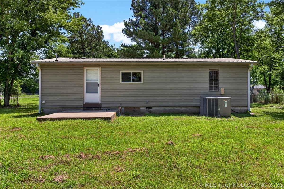901 Morris Street Pocola OK 74902