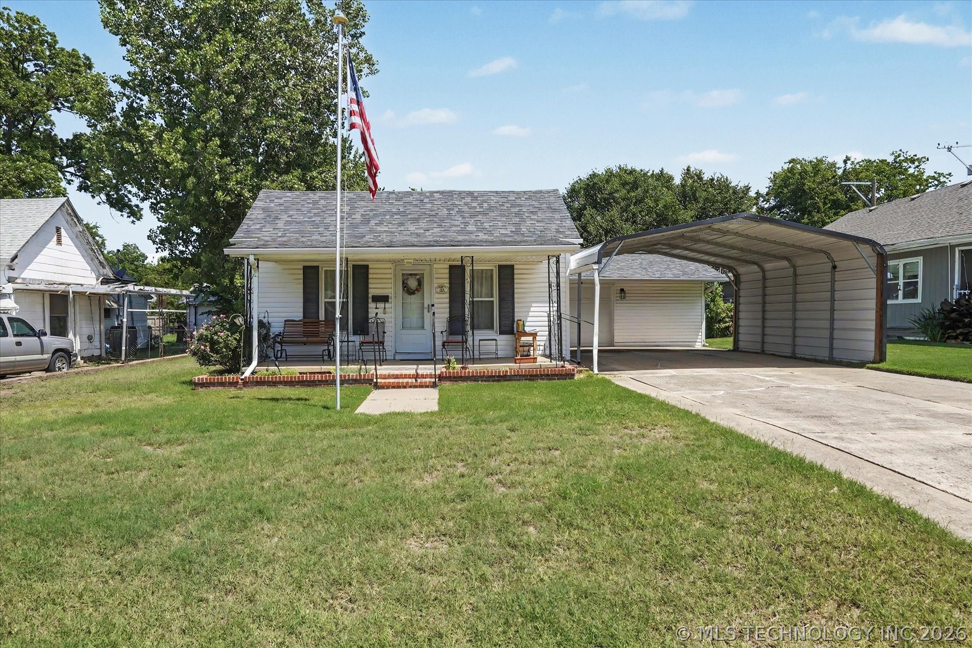 121 W Cleveland Avenue Sapulpa OK 74066