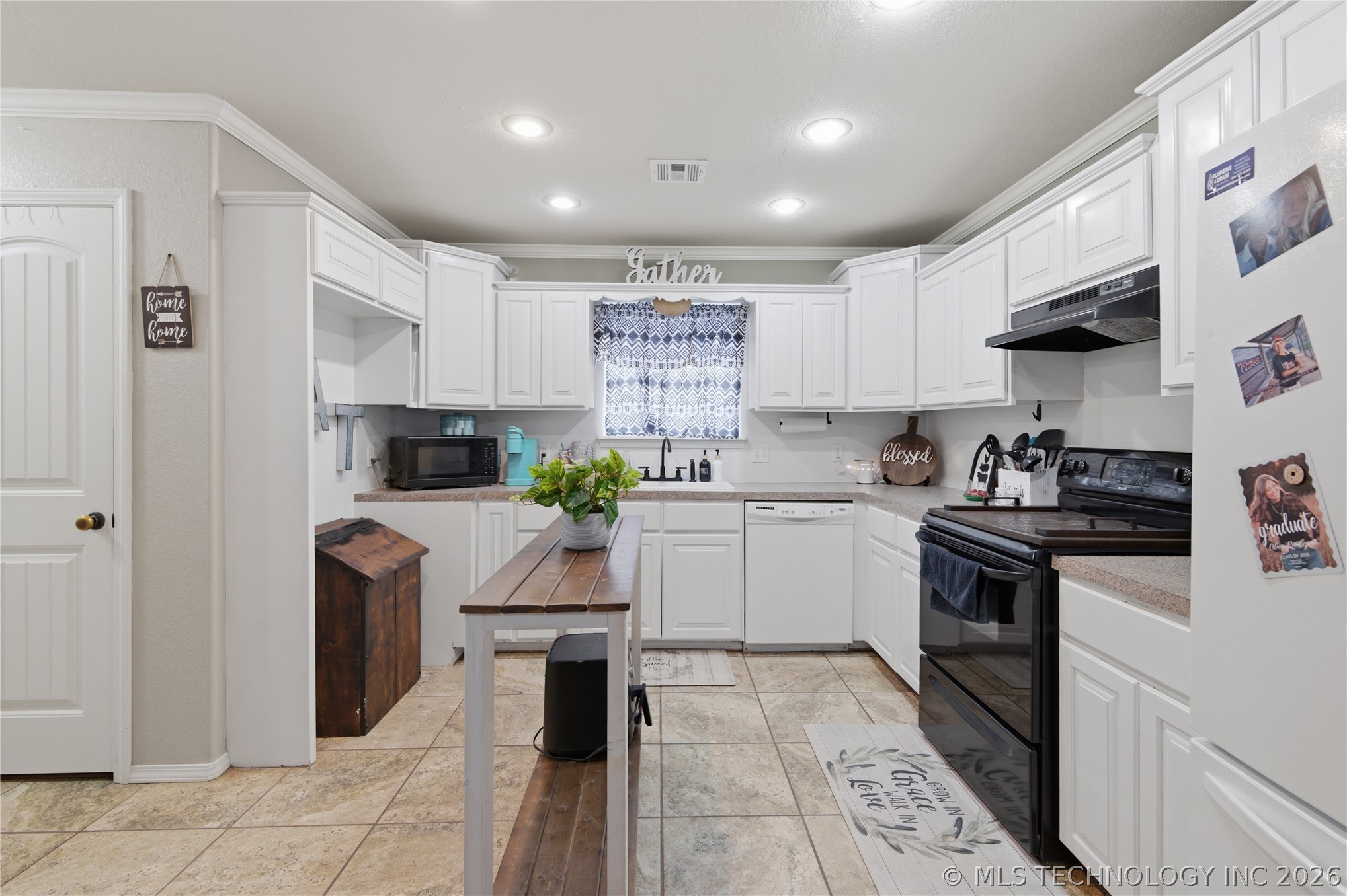1209 N 4266 Road Pryor OK 74361