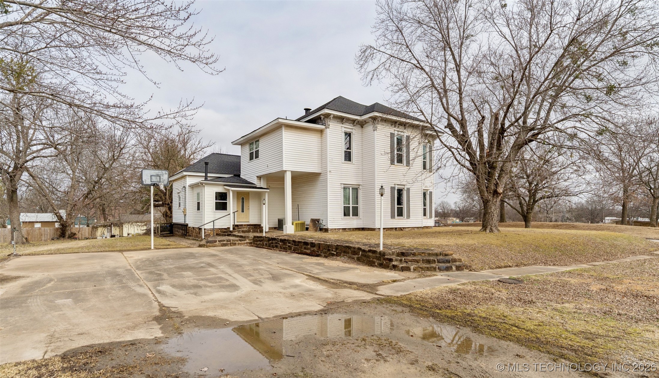 303 N Smith Vinita OK 74301