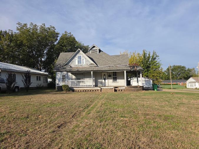 501 S 3 Street Okemah OK 74859