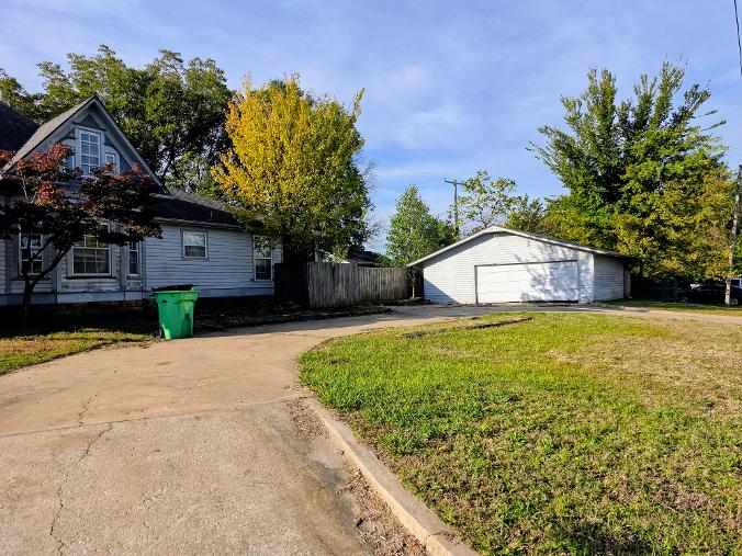 501 S 3 Street Okemah OK 74859